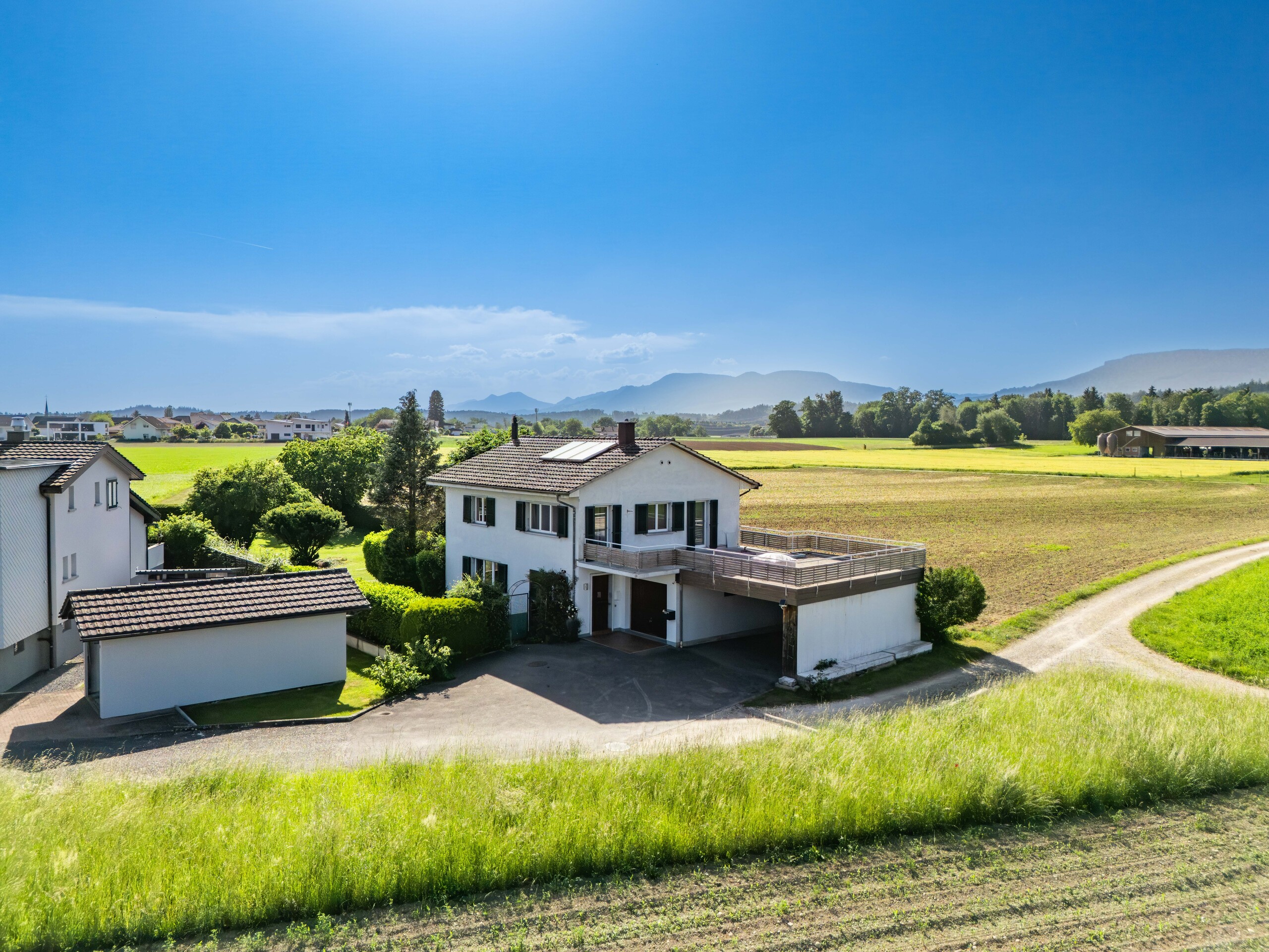 Firstview