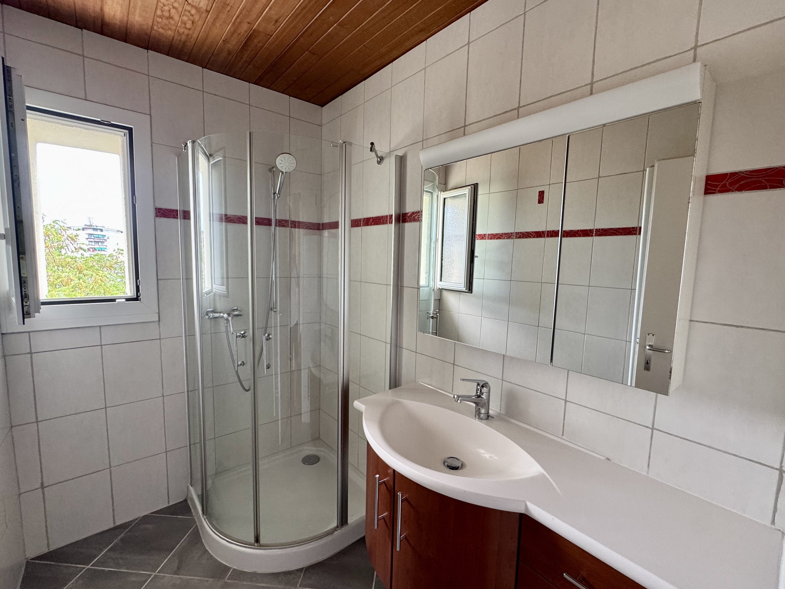 Interior view 5