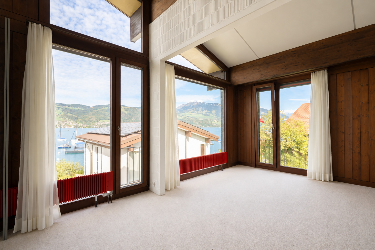 Interior view 5