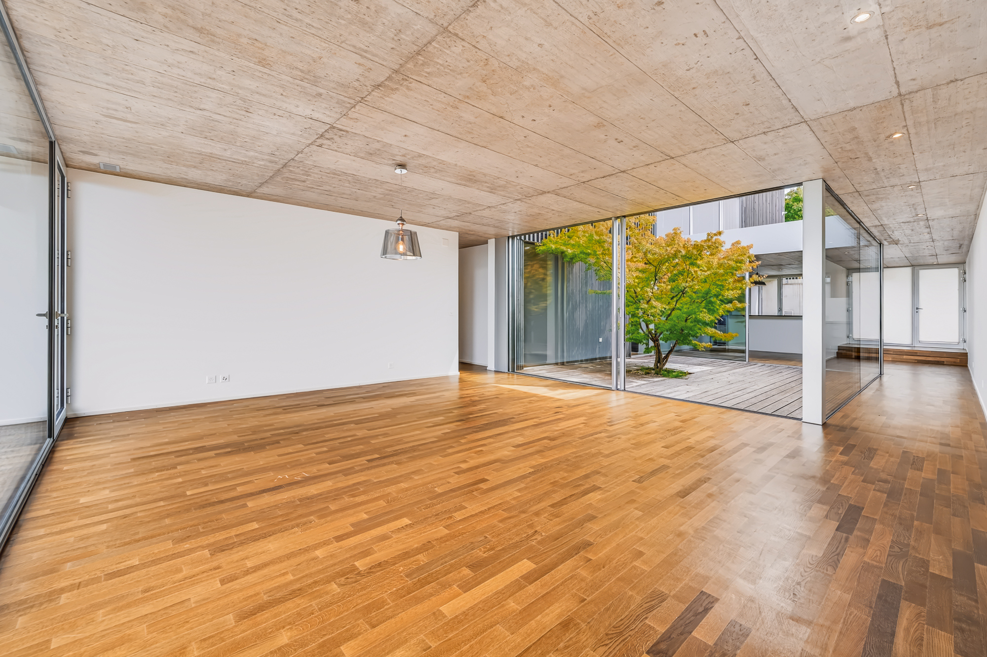 Interior view 14