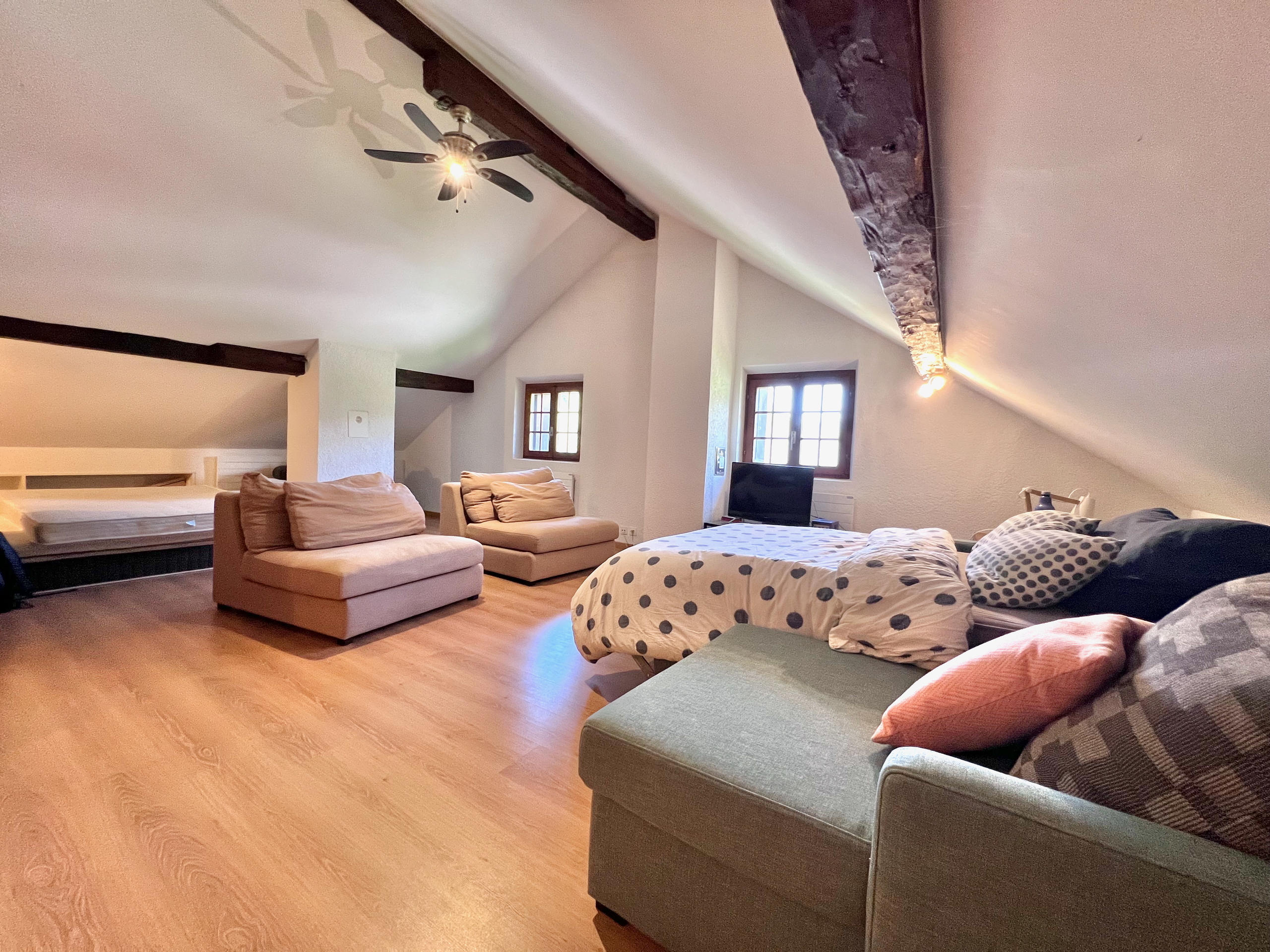 Interior view 5