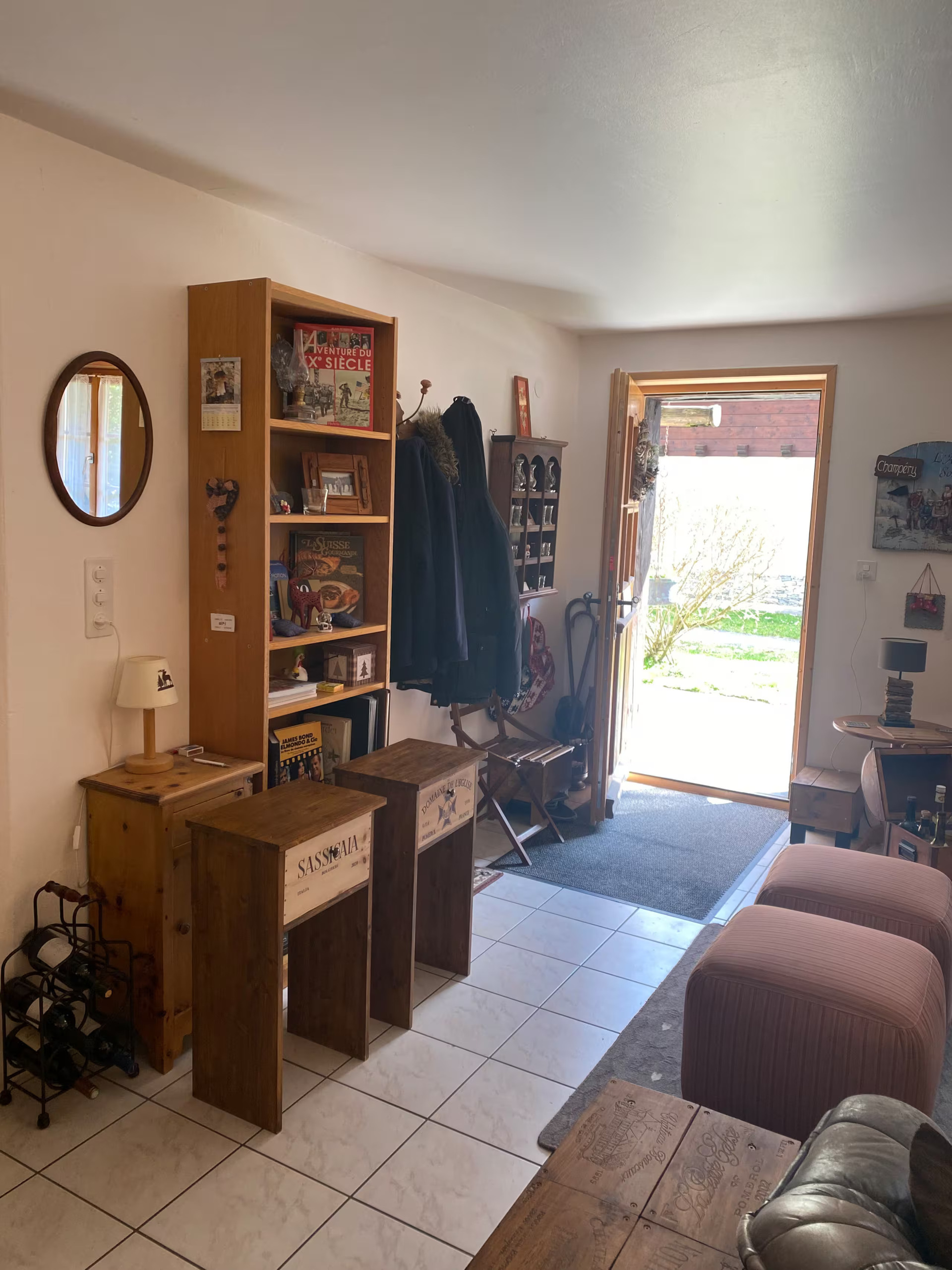 Interior view 3