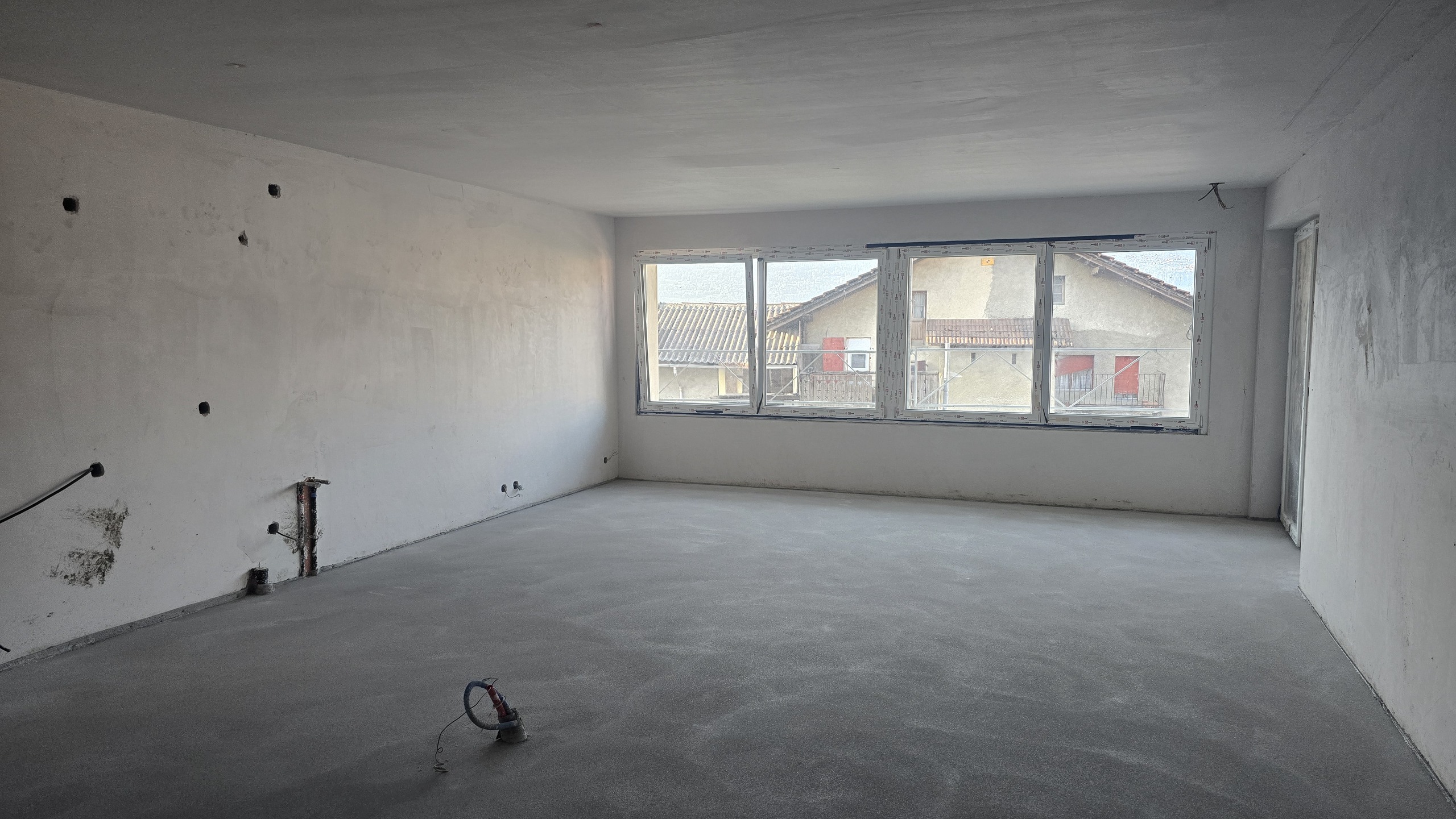 Interior view 9