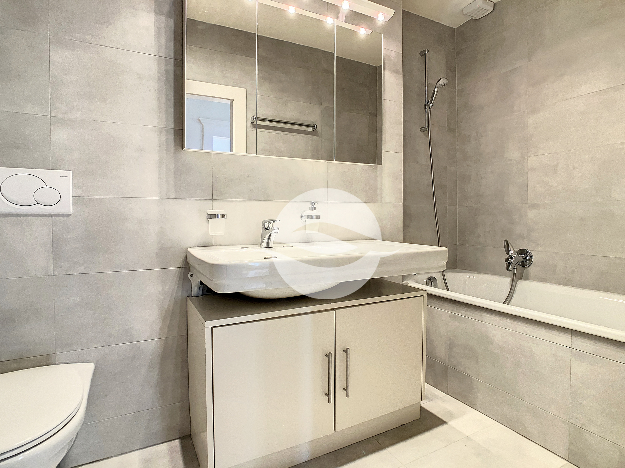1er: Salle de bains