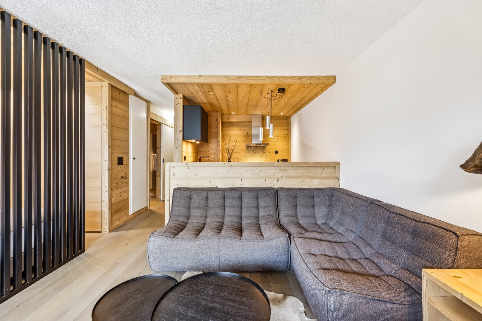 Interior view 8