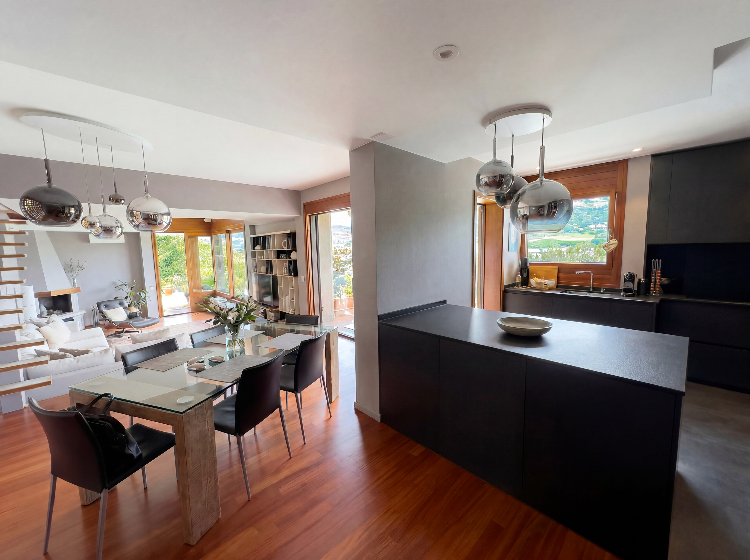 Interior view 5