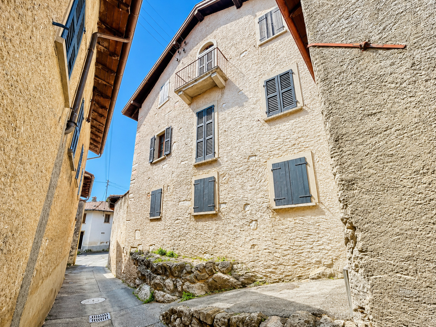 Vista esteriore 2