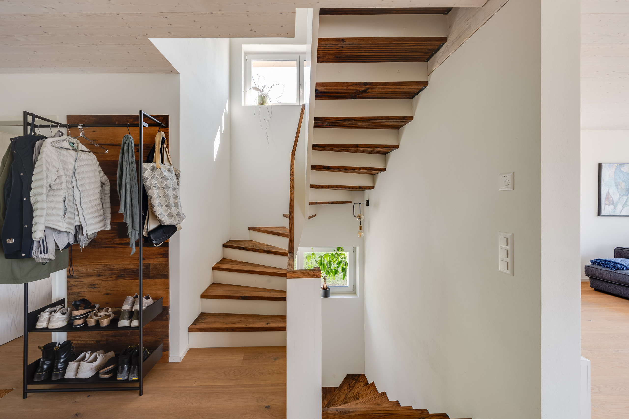 TREPPENAUFGANG TREPPENAUFGANG