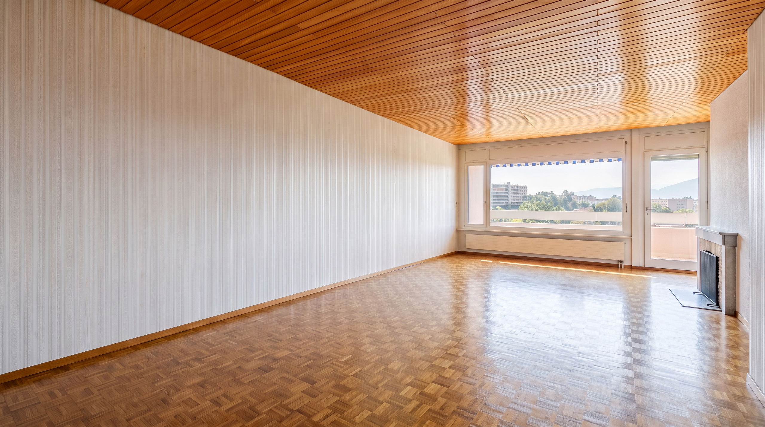 Interior view 6