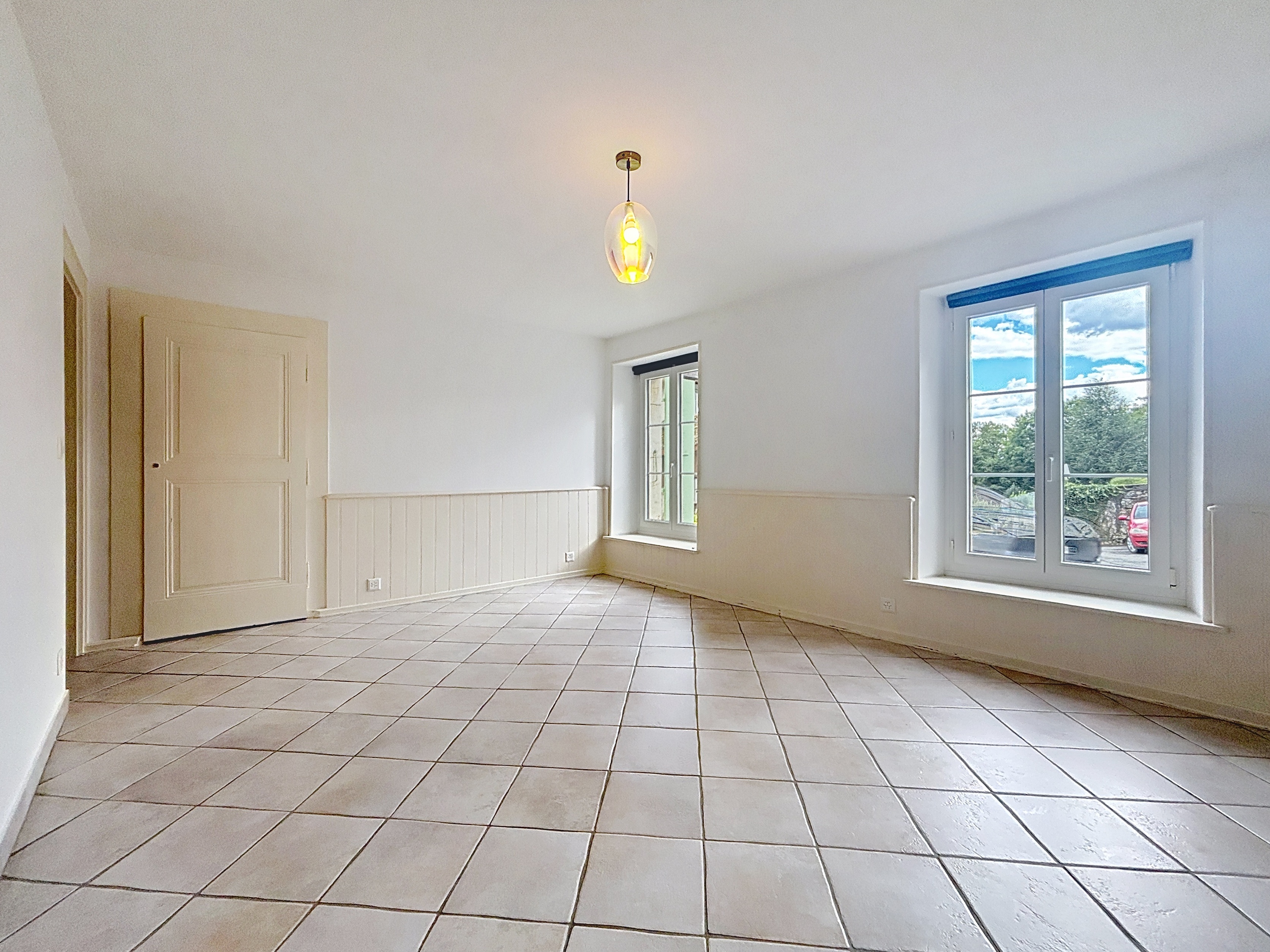 Grande chambre avec accès terrasse