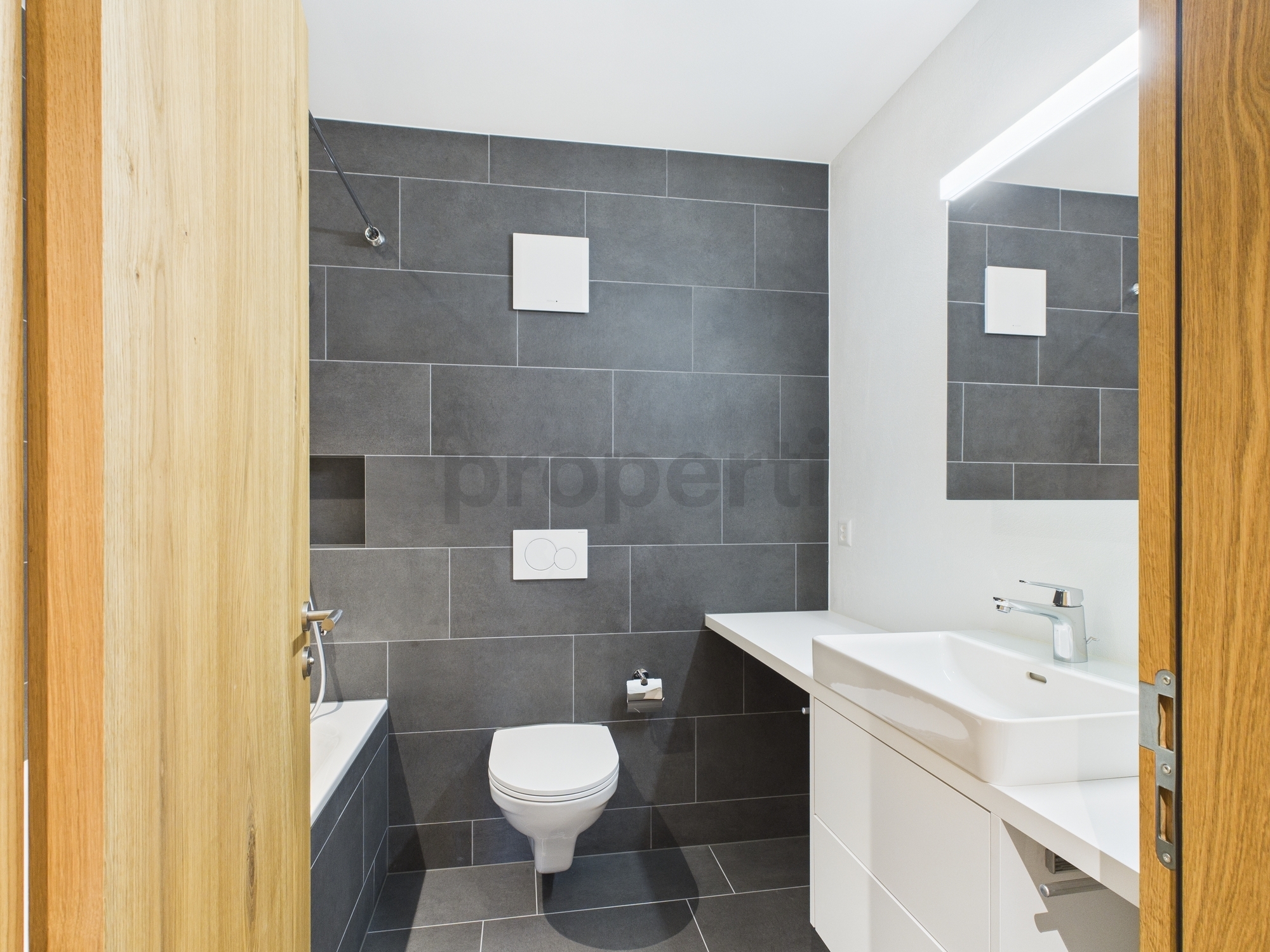 Image 7 Image 7