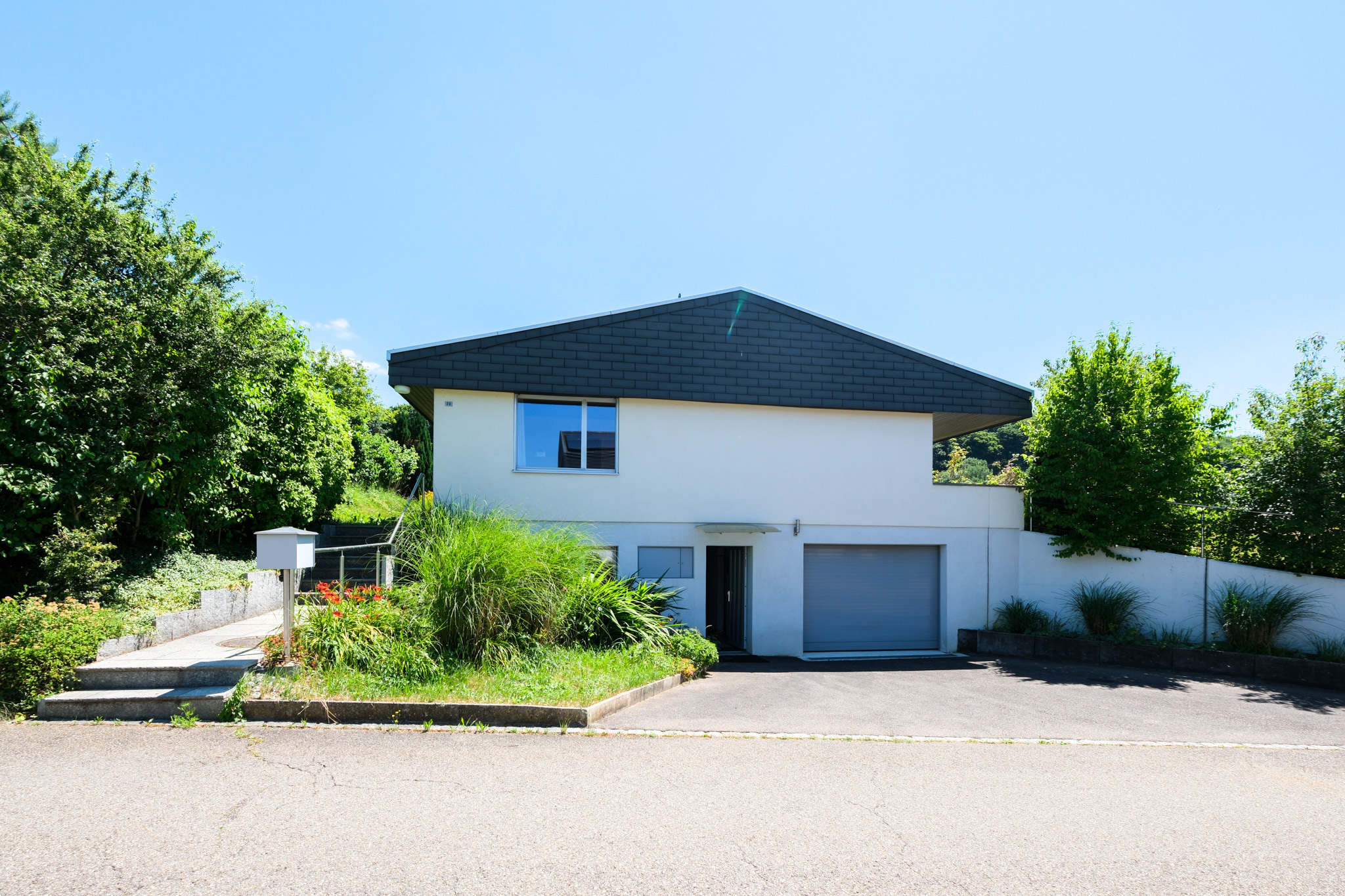 Eingangseite (Westen)