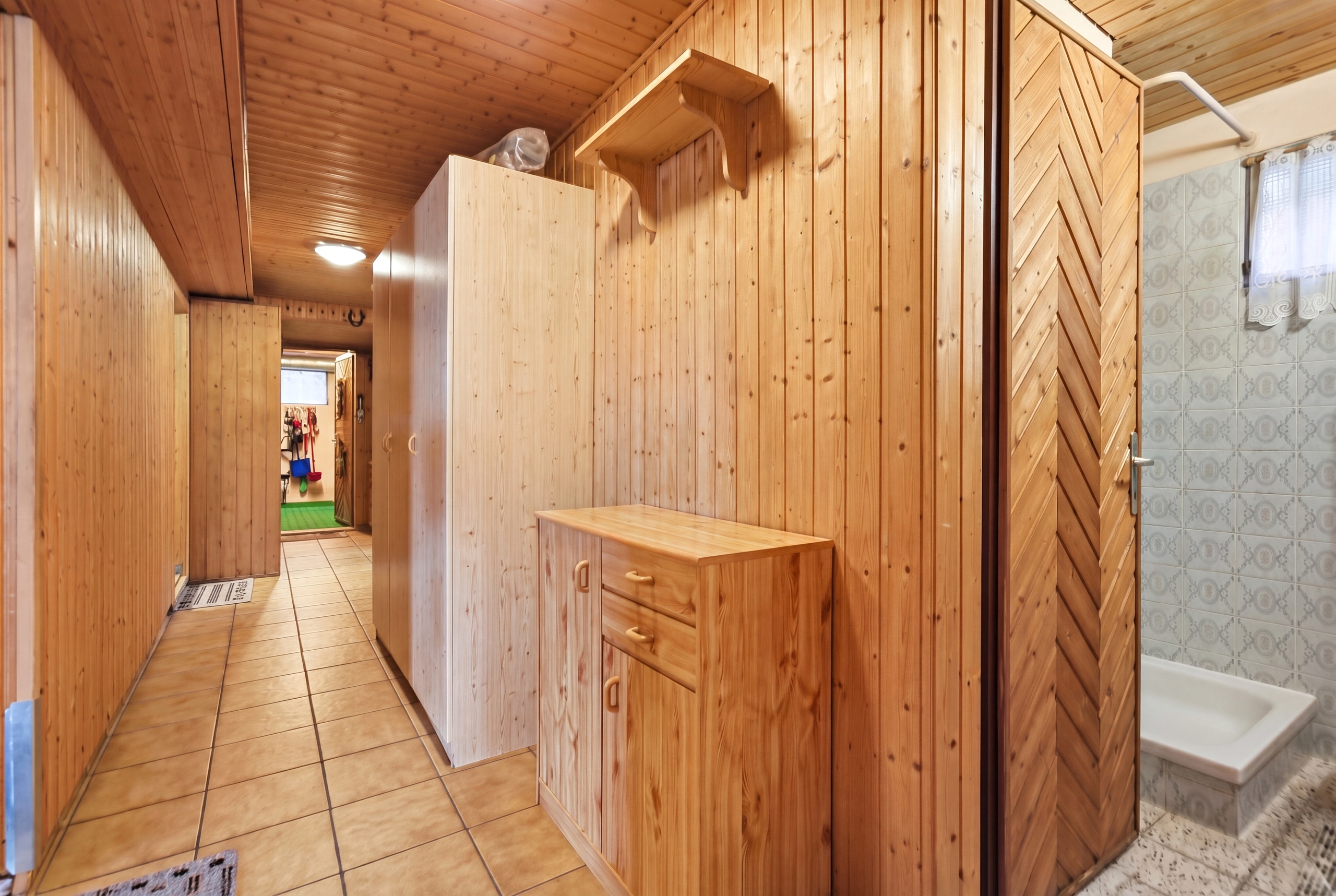 Interior view 21