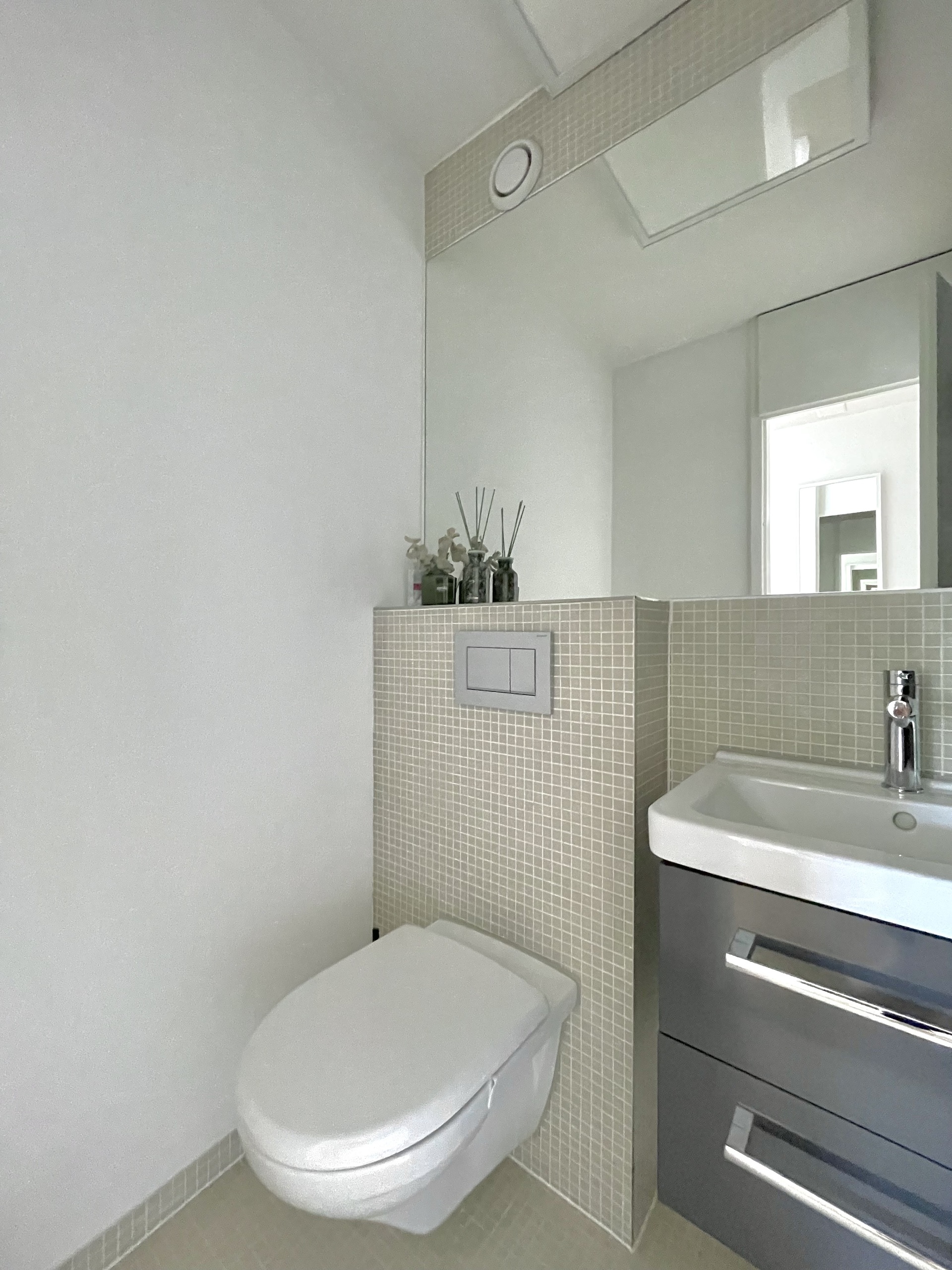 Interior view 7