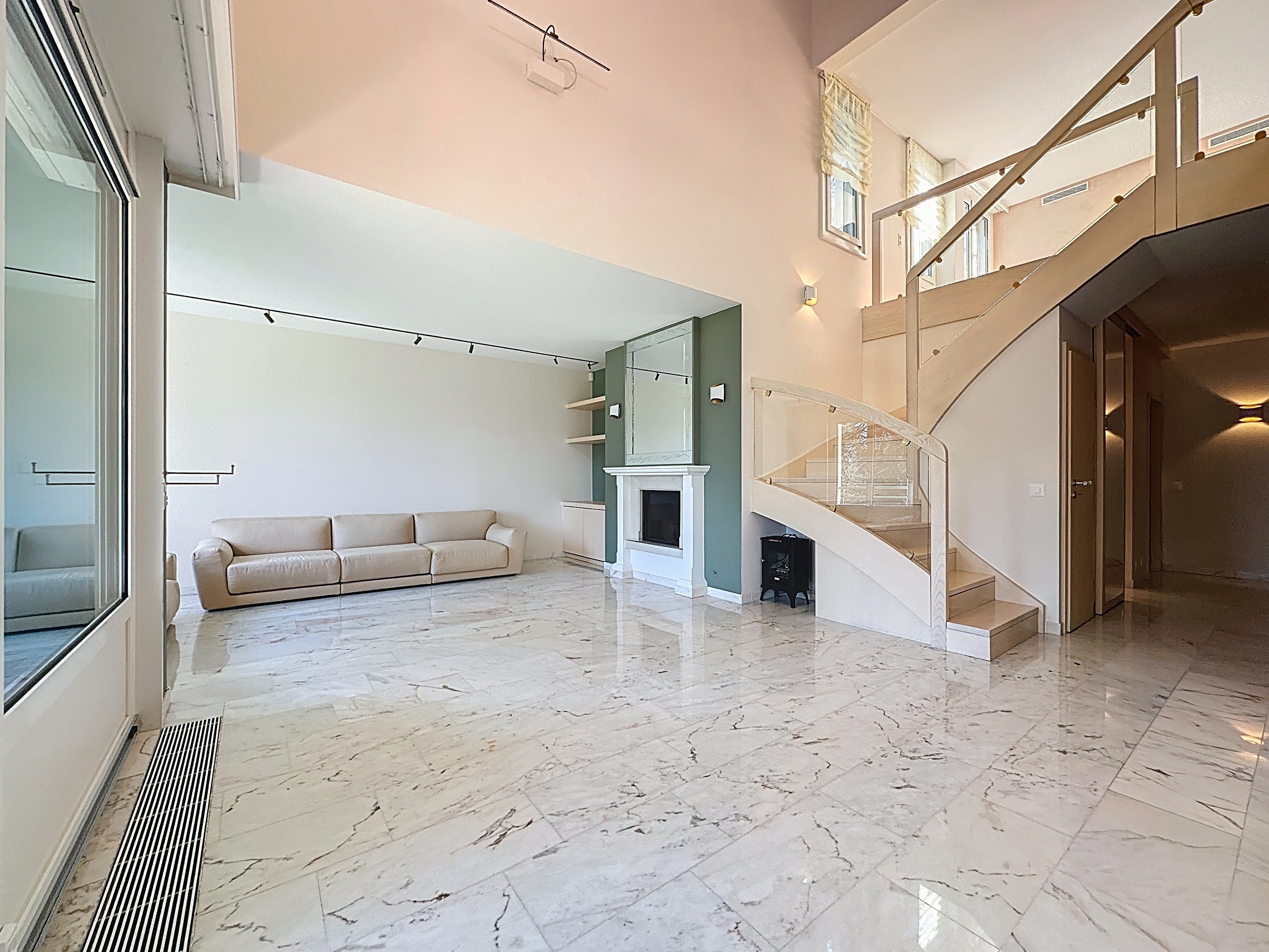 Accès au 2ème étage