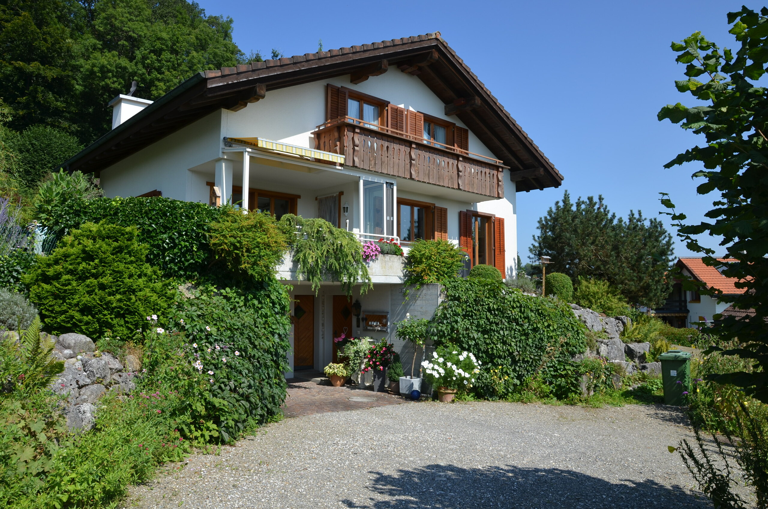 Zufahrt / Aussenansicht