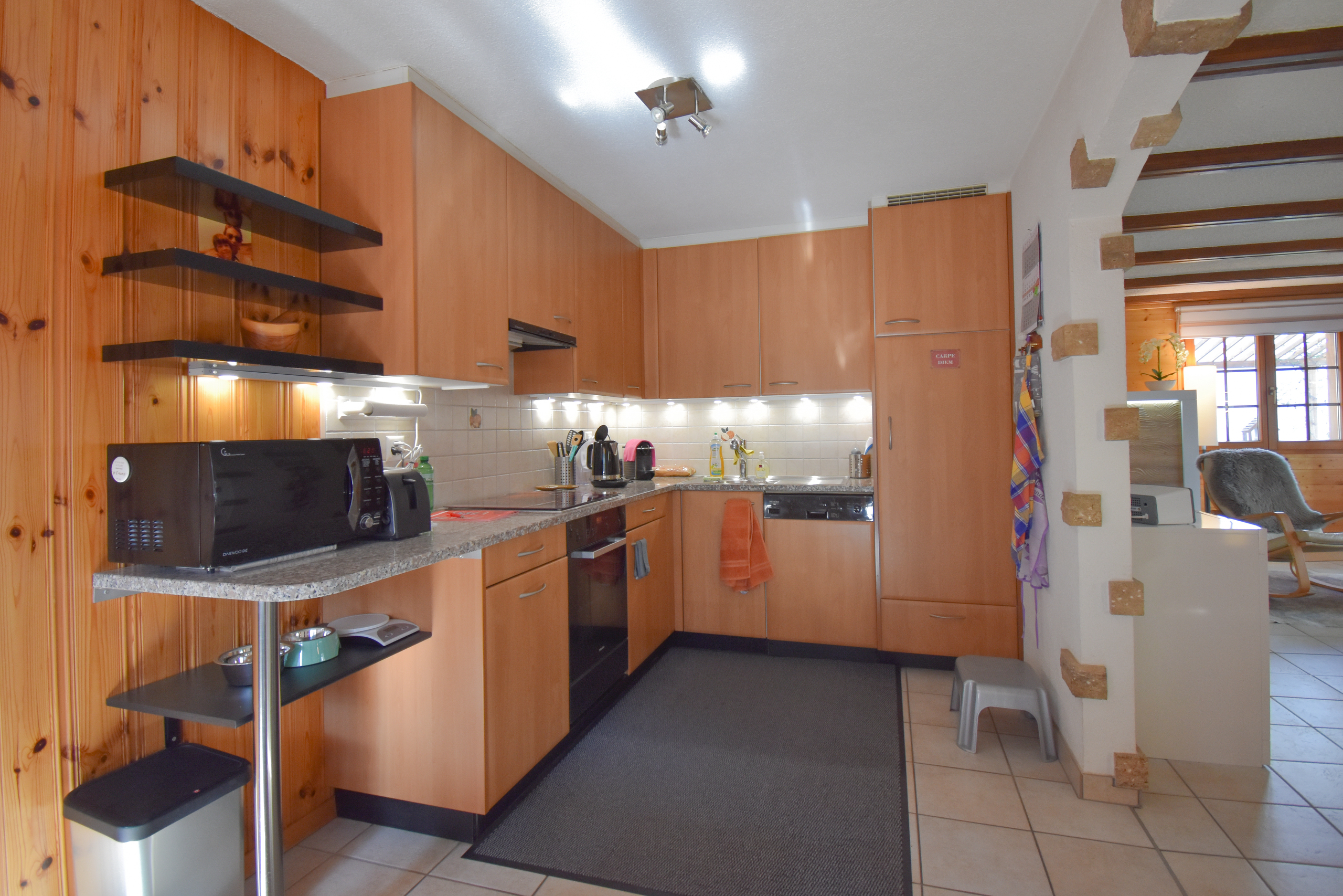 Photo 6