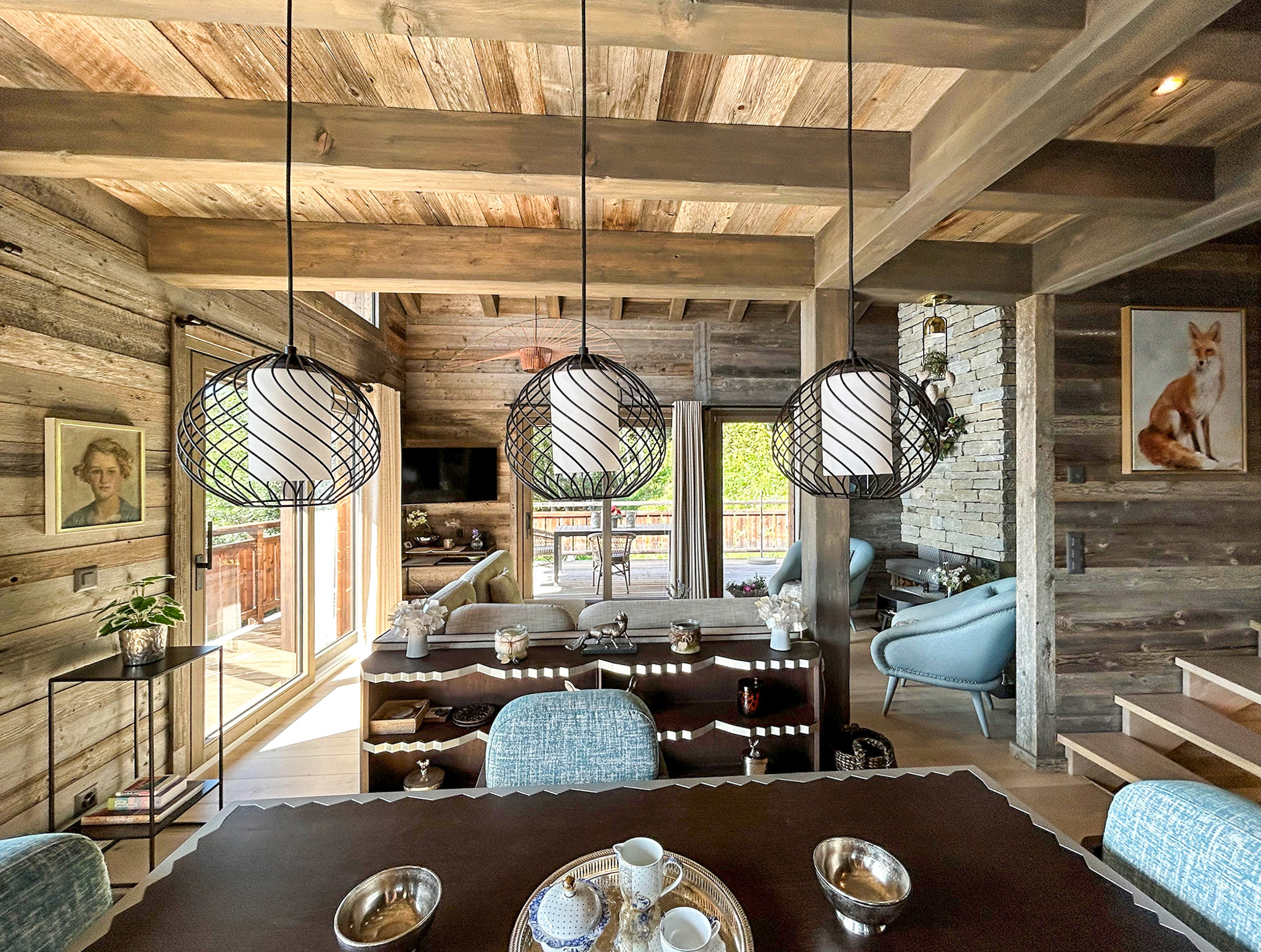 Interior view 9