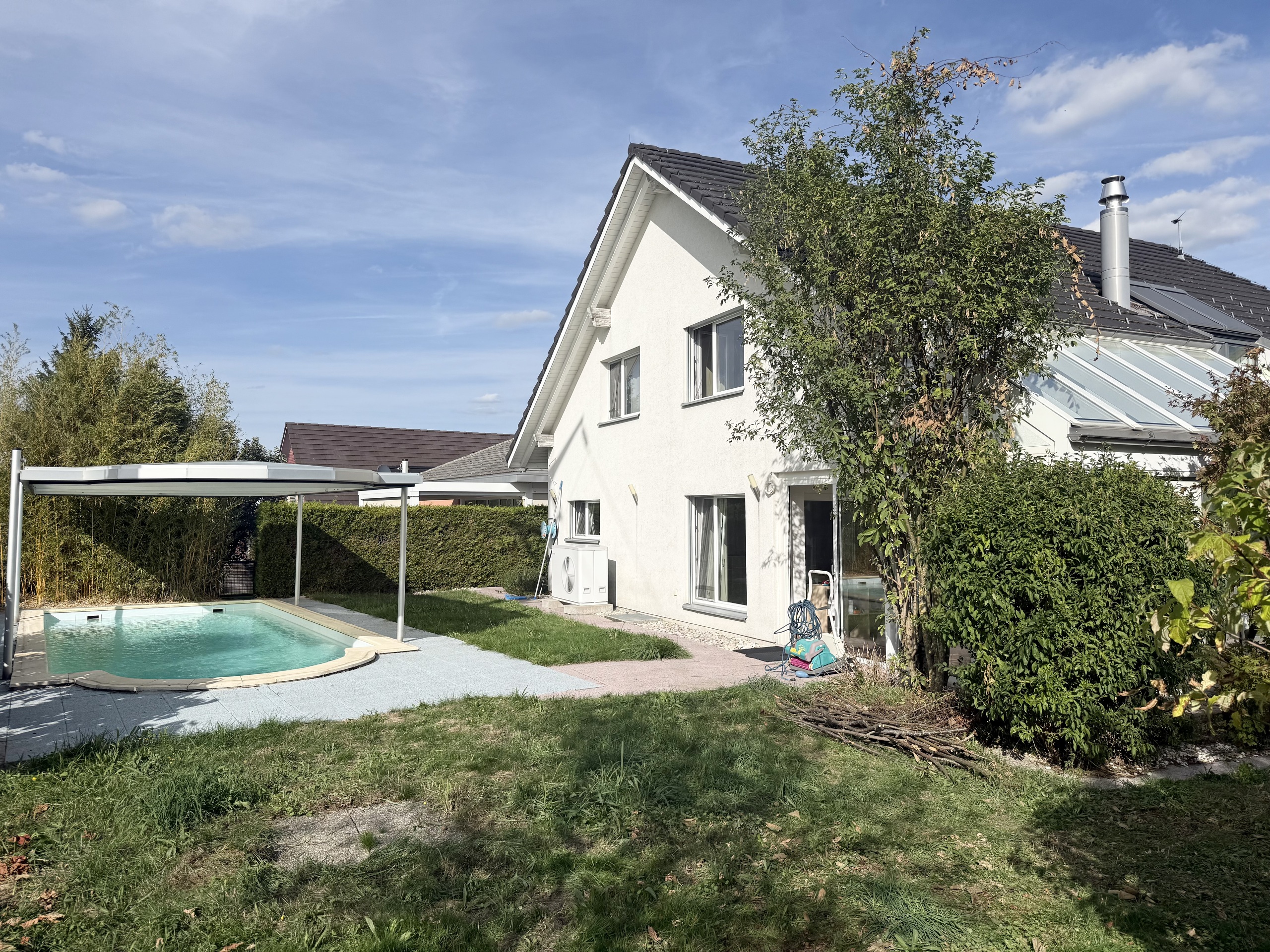 Exterior view 1