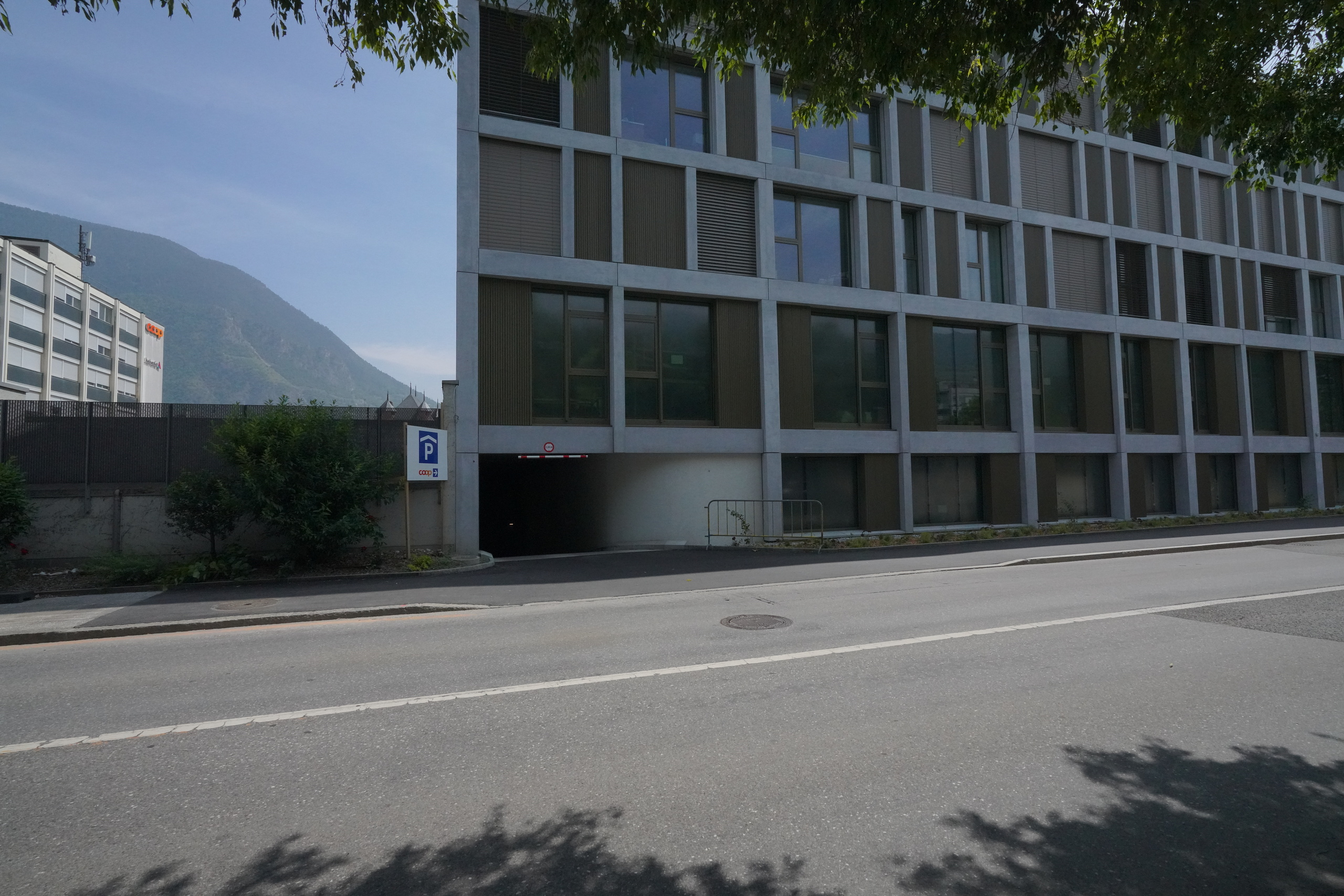 Exterior view 2