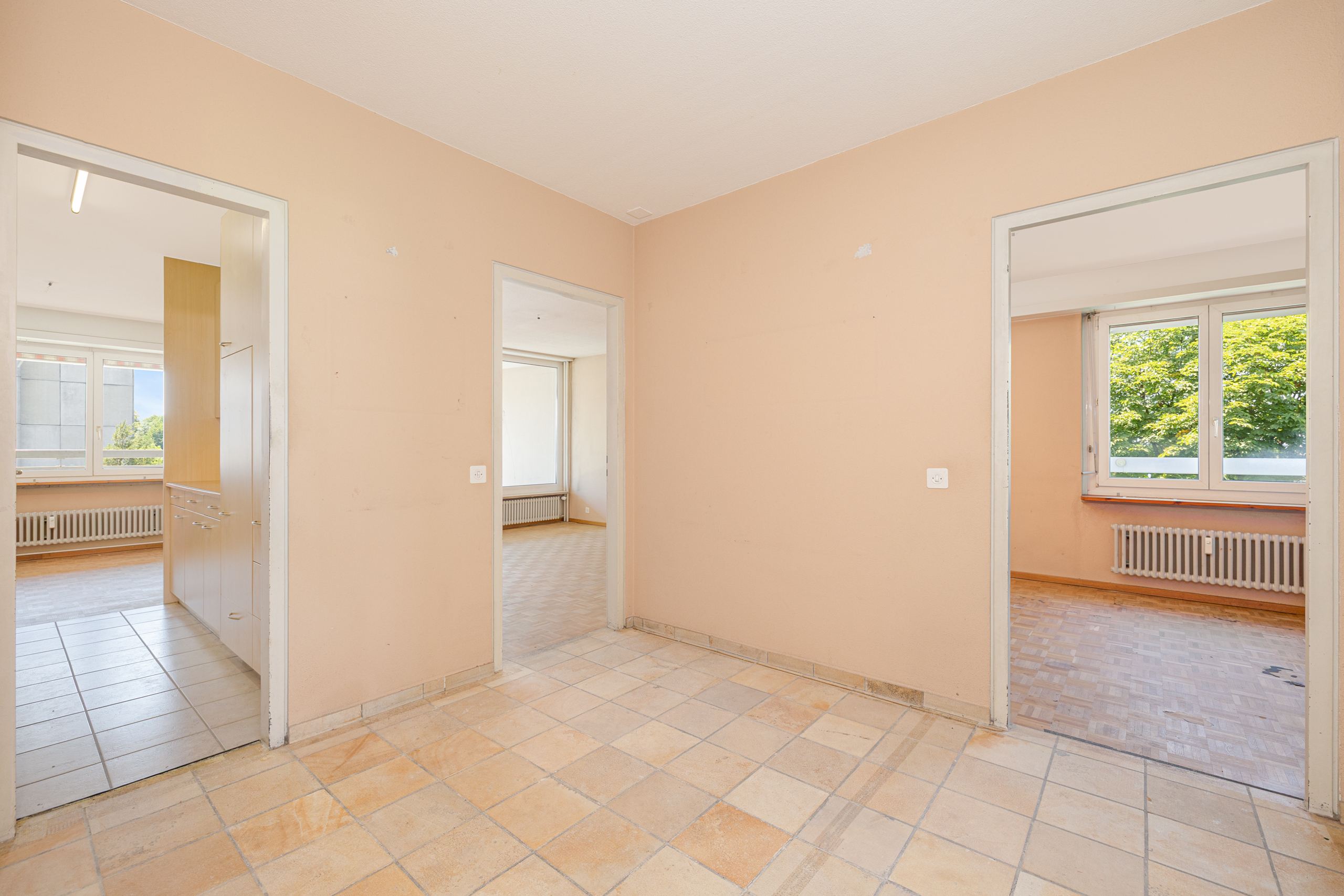 [!form_picture_interior_big!]