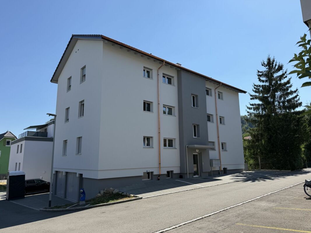 Firstview
