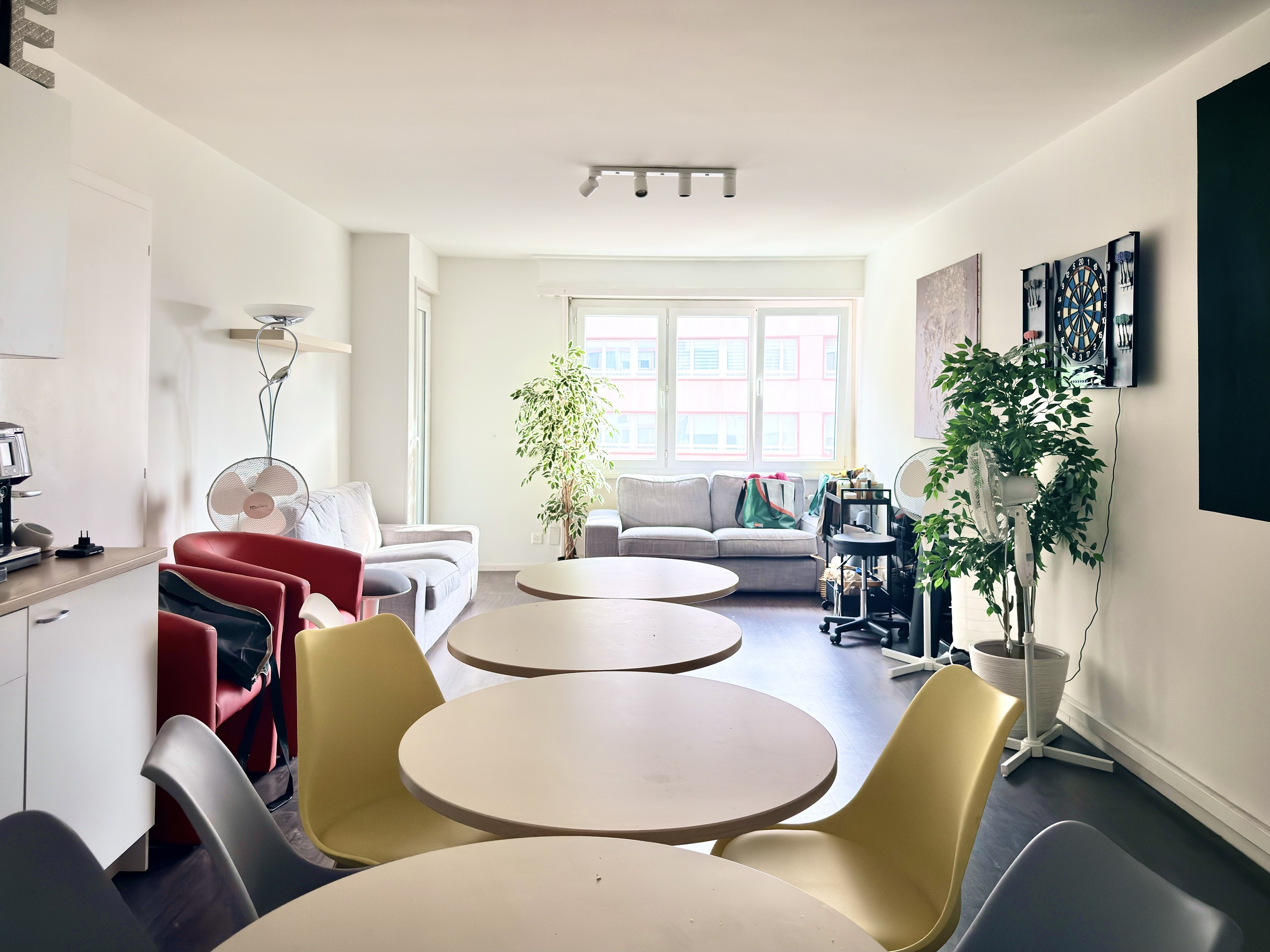Interior view 2