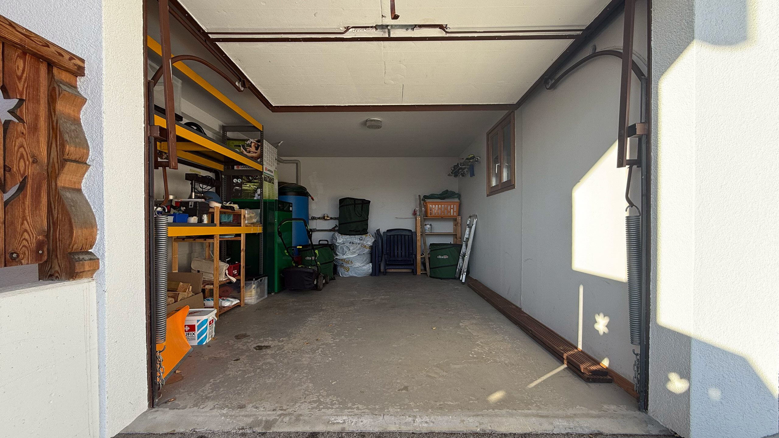 Garage Garage
