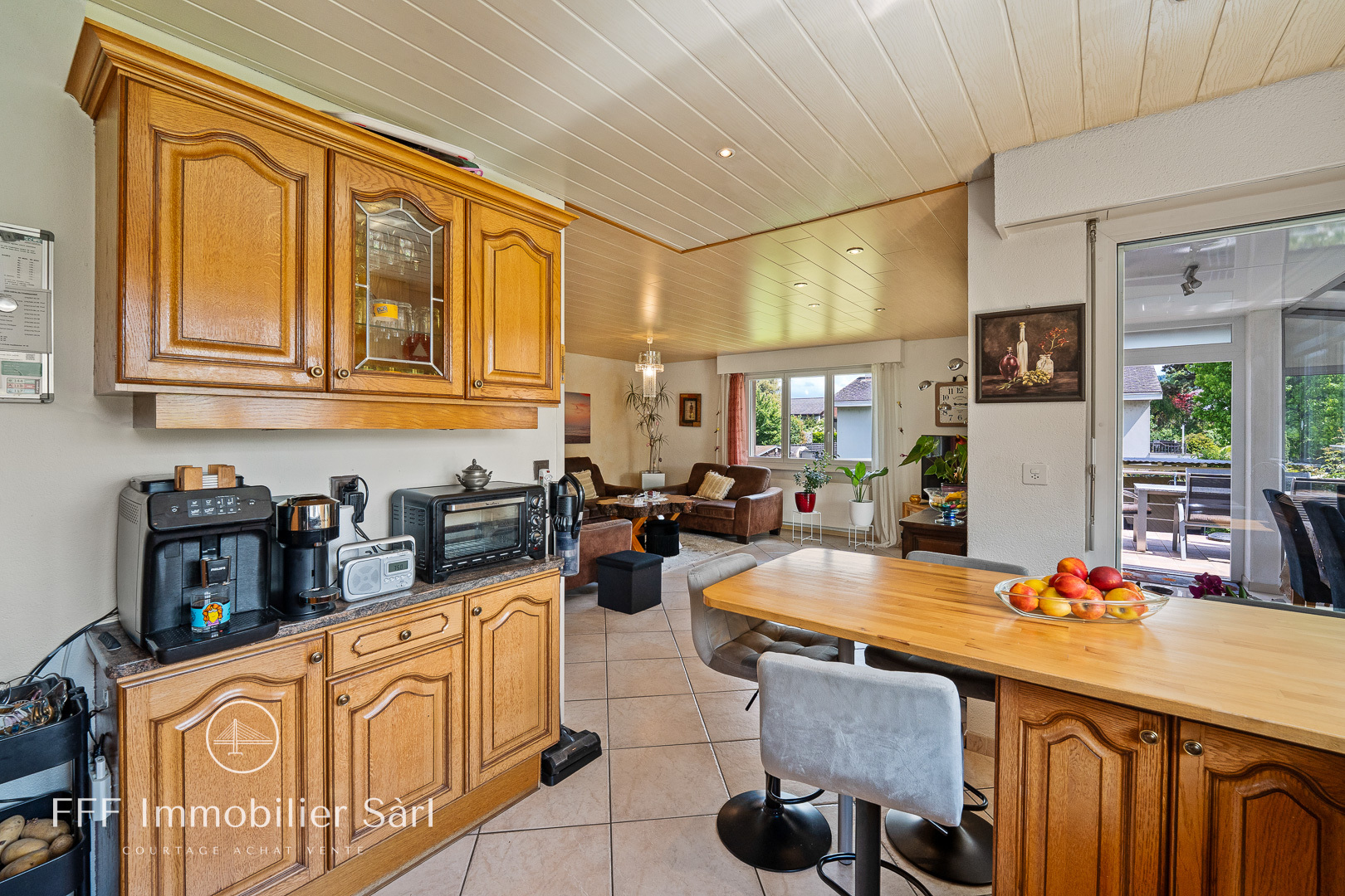 Cuisine rez-sup.  Cuisine rez-sup.