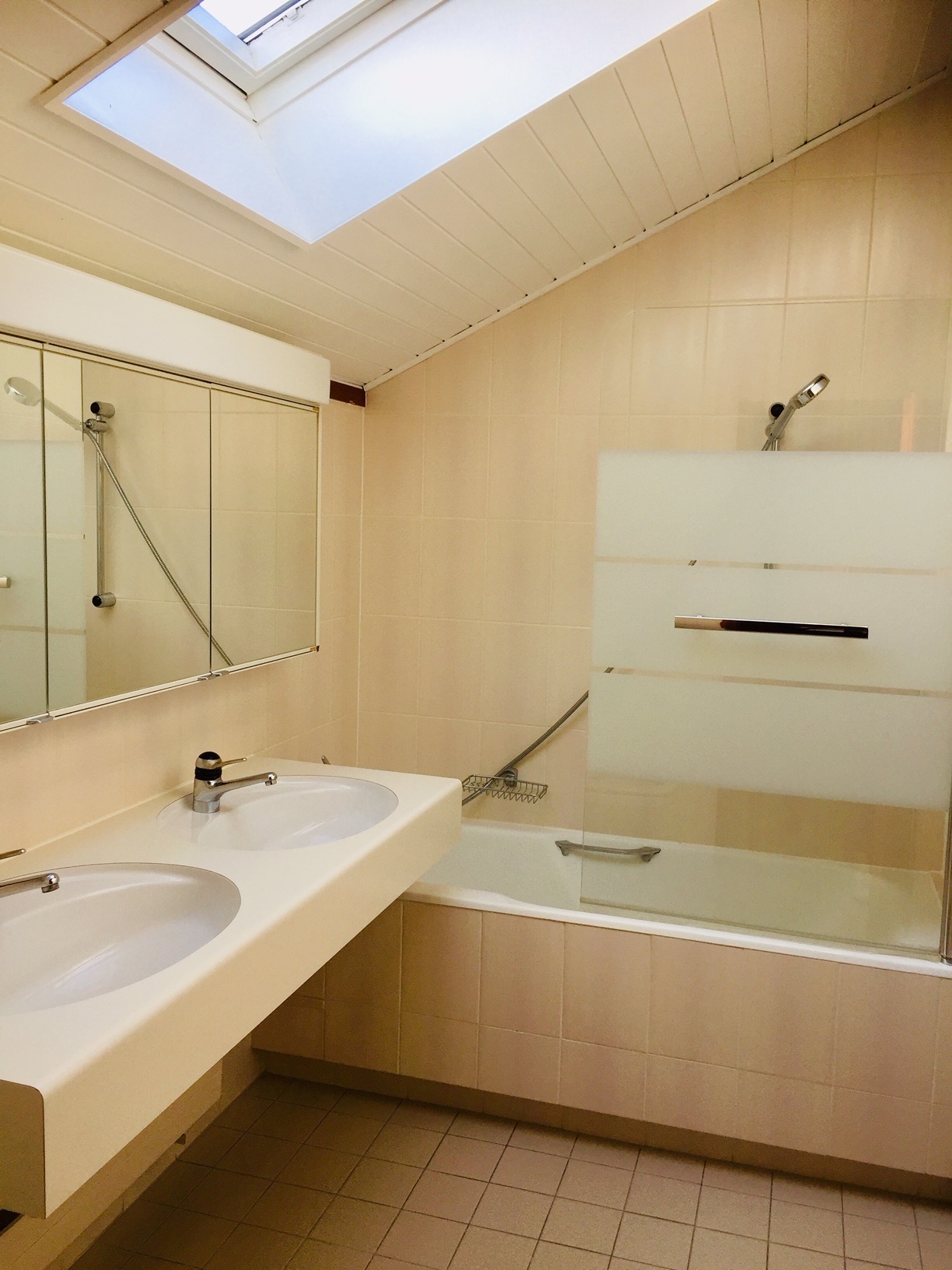 Interior view 12