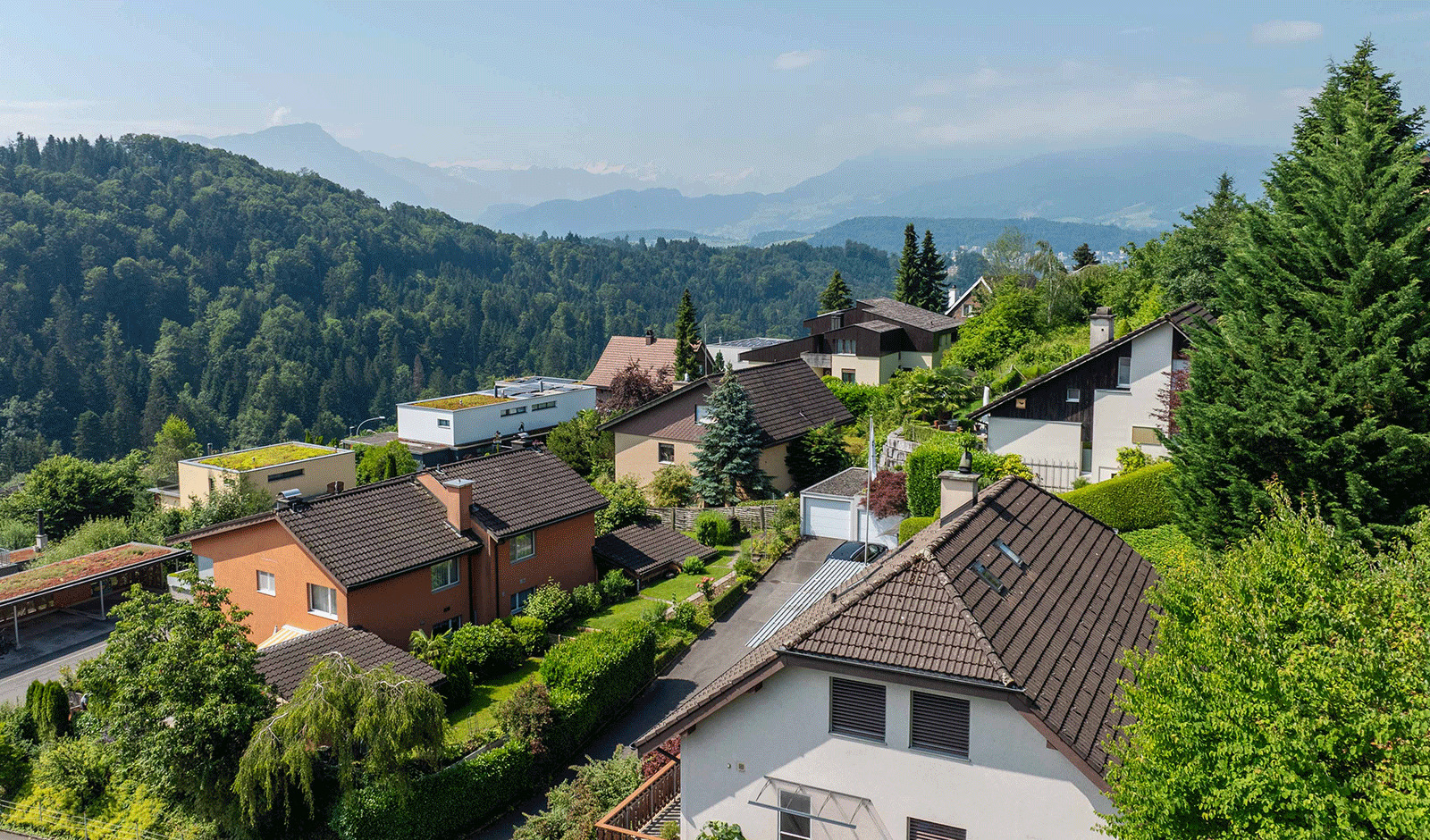 Weiter Bilder unter www.dv-immo.ch