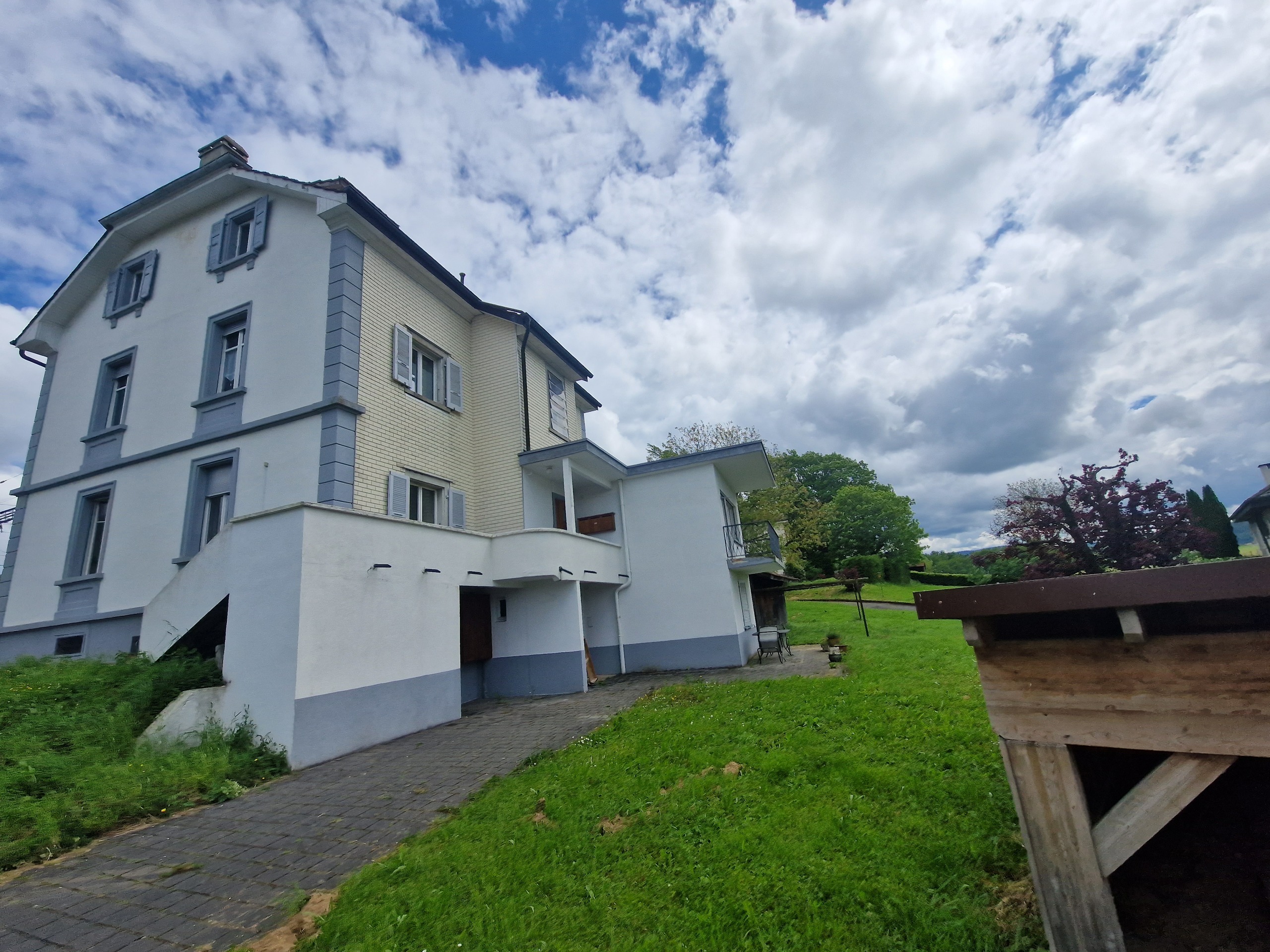 Arrière du bâtiment