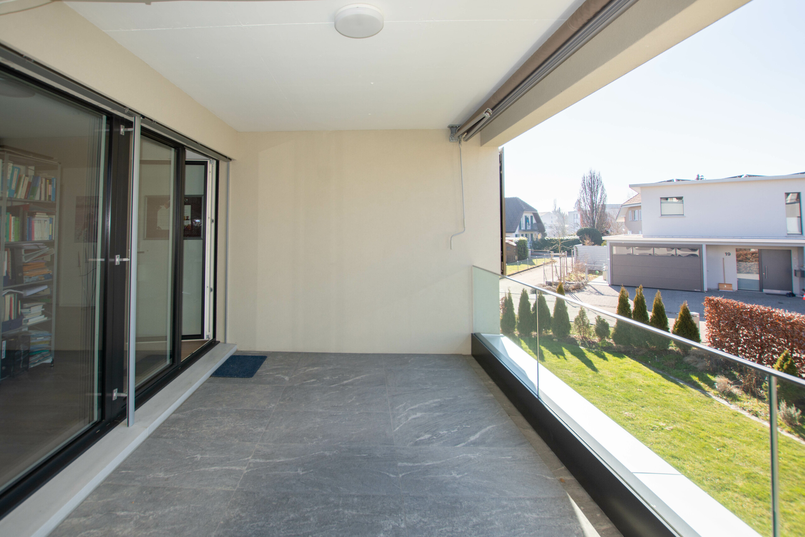 Interior view 11