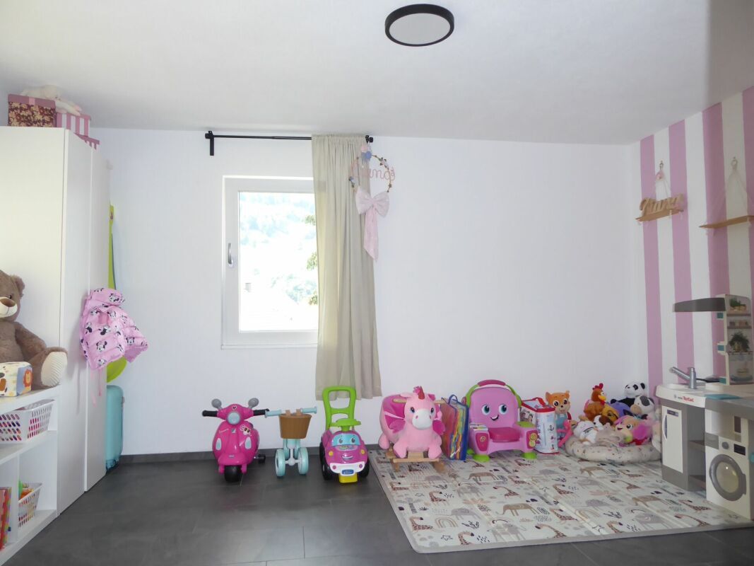 Picture 7