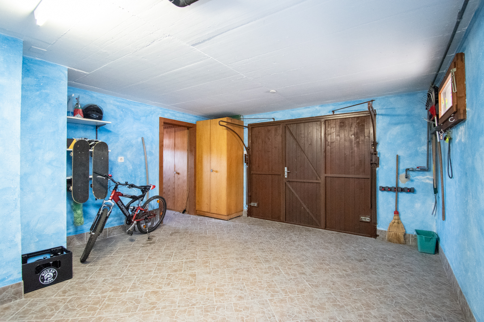 Interior view 14