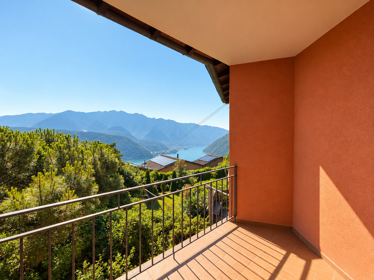 Vista esteriore 1
