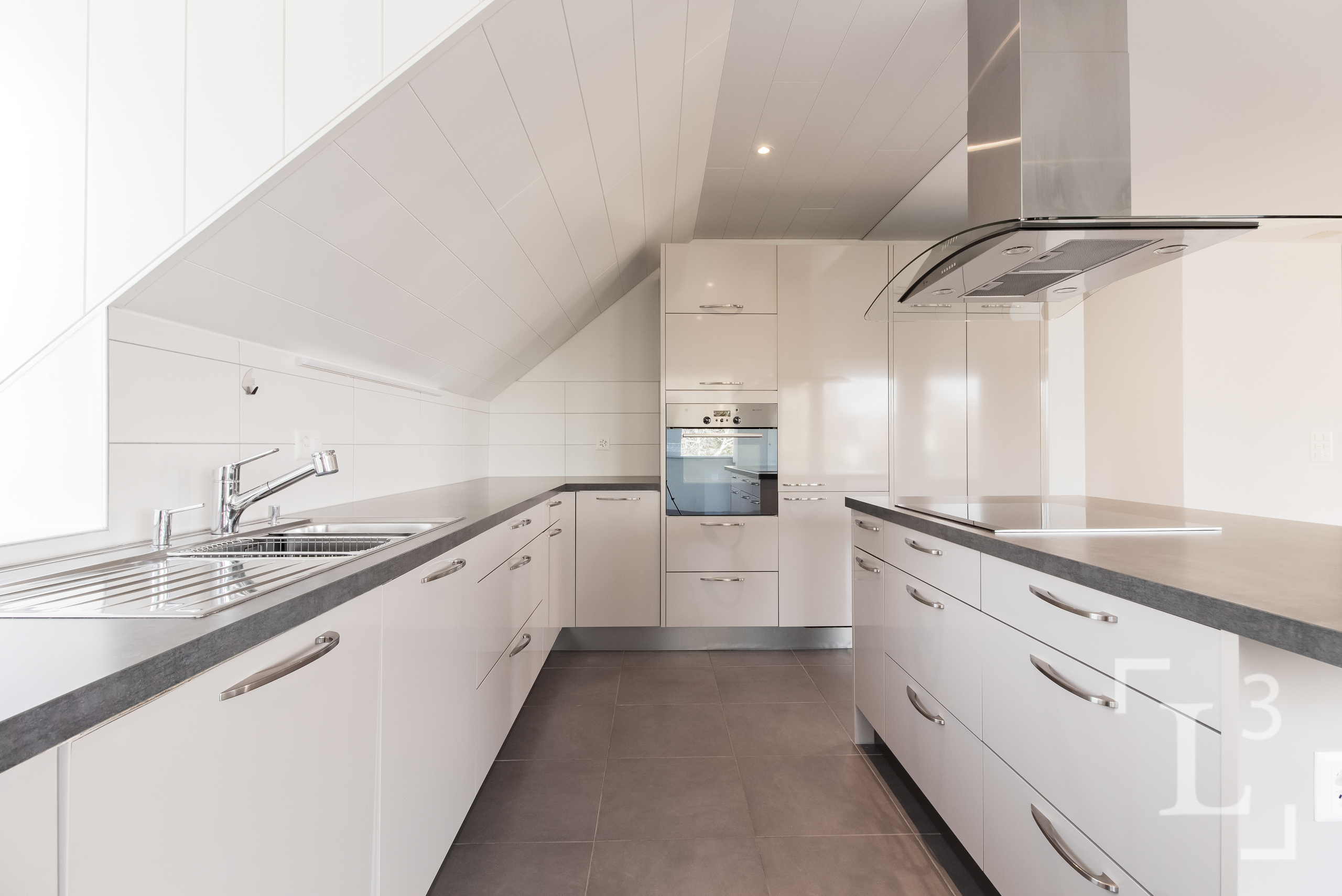 Cuisine ouverte équipée