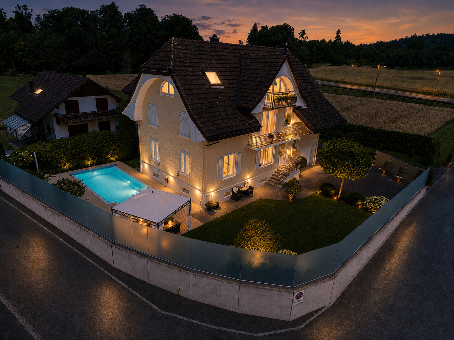 Exterior view 1