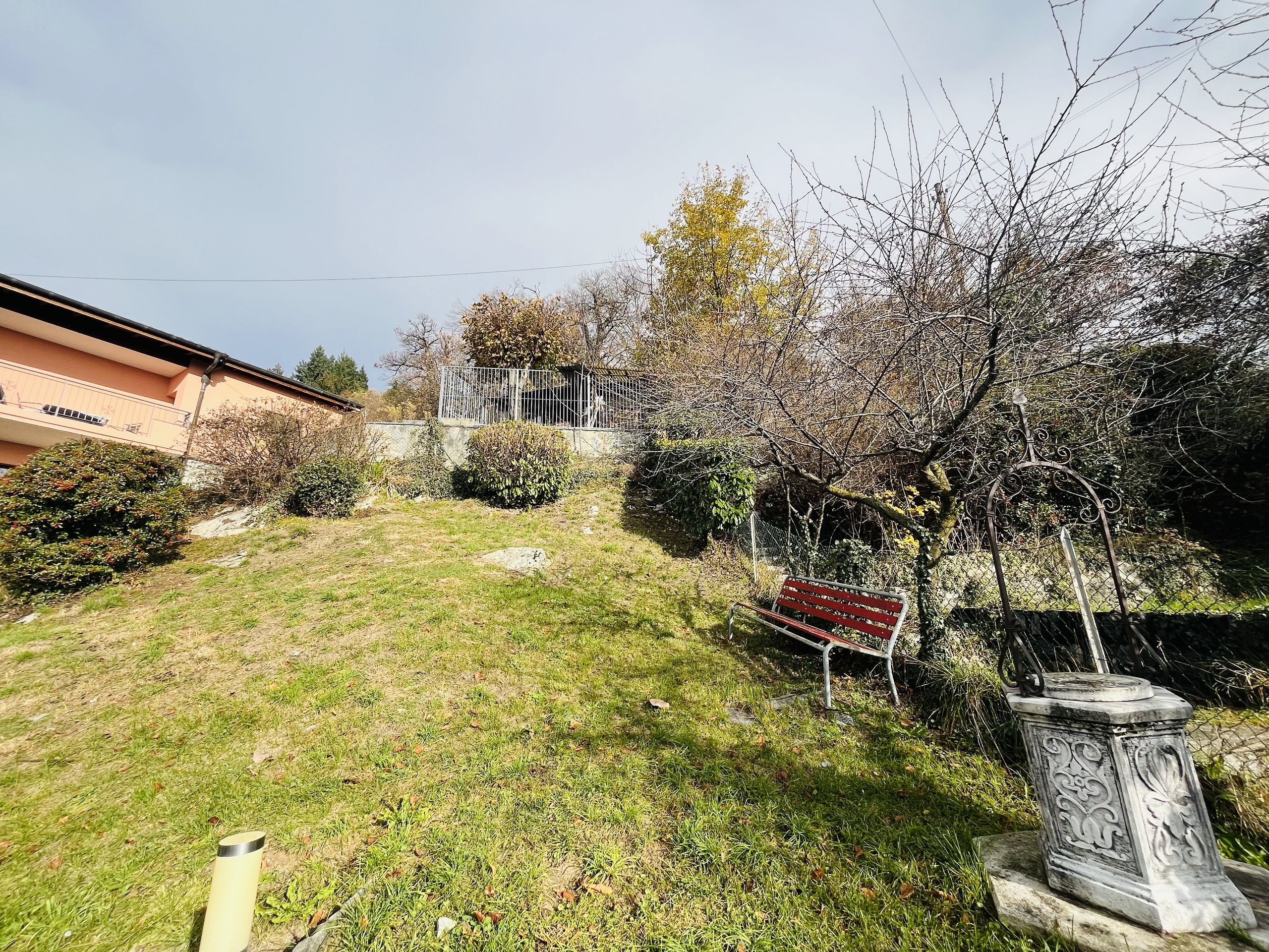Vista esteriore 1