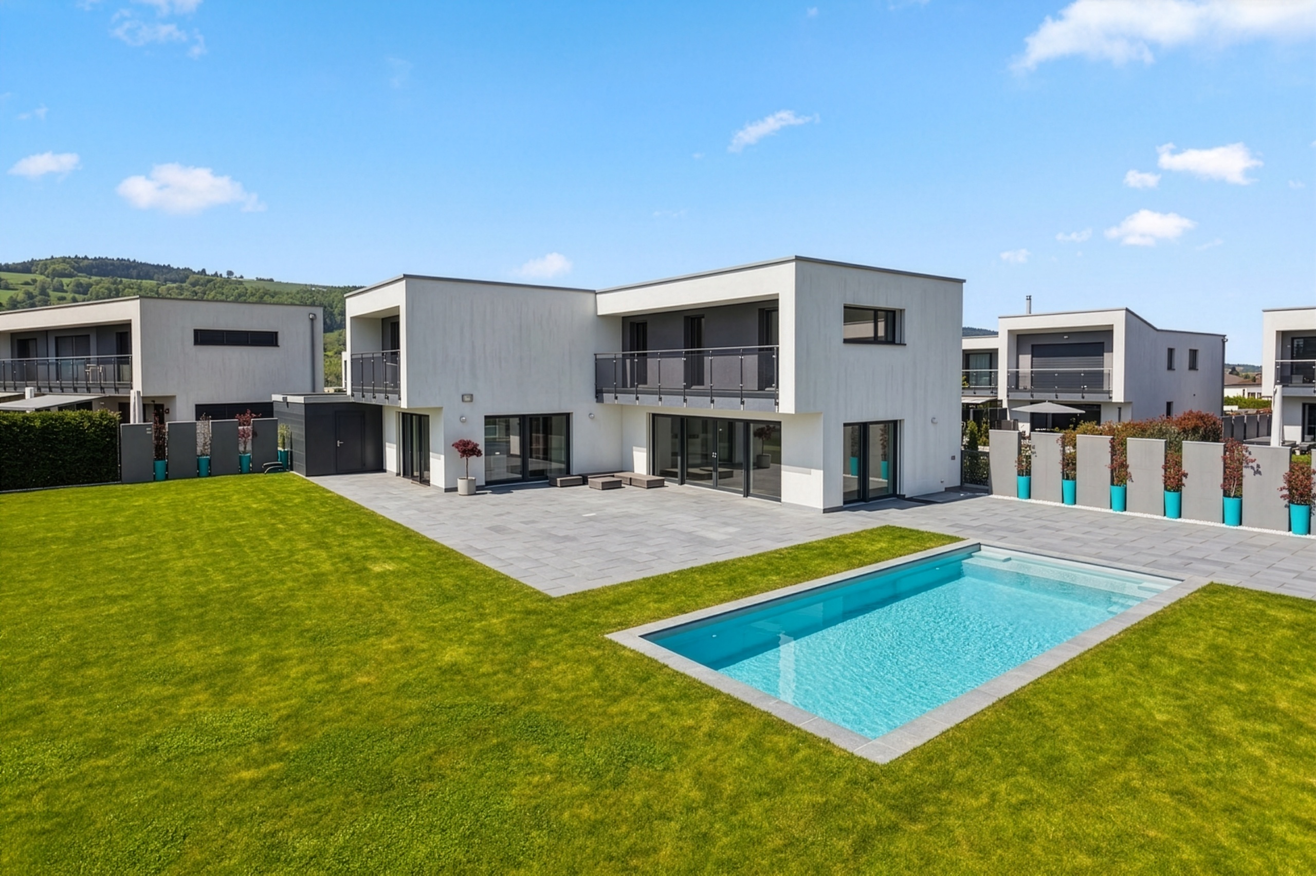Villa avec jardin et piscine