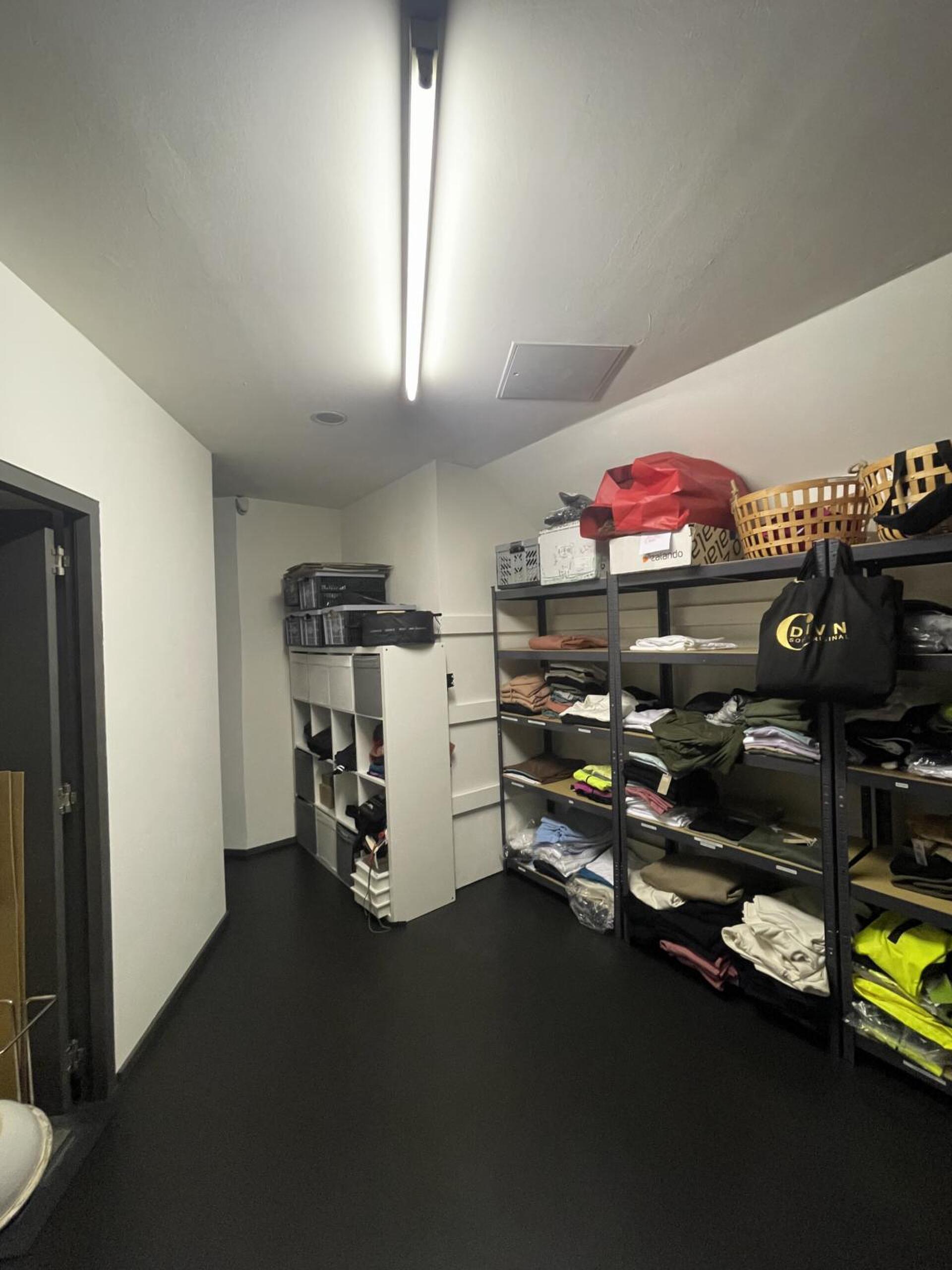 Photo 6