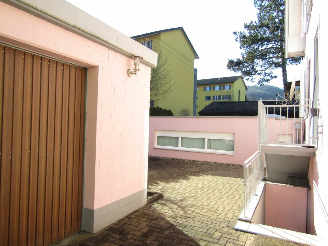 Photo 5