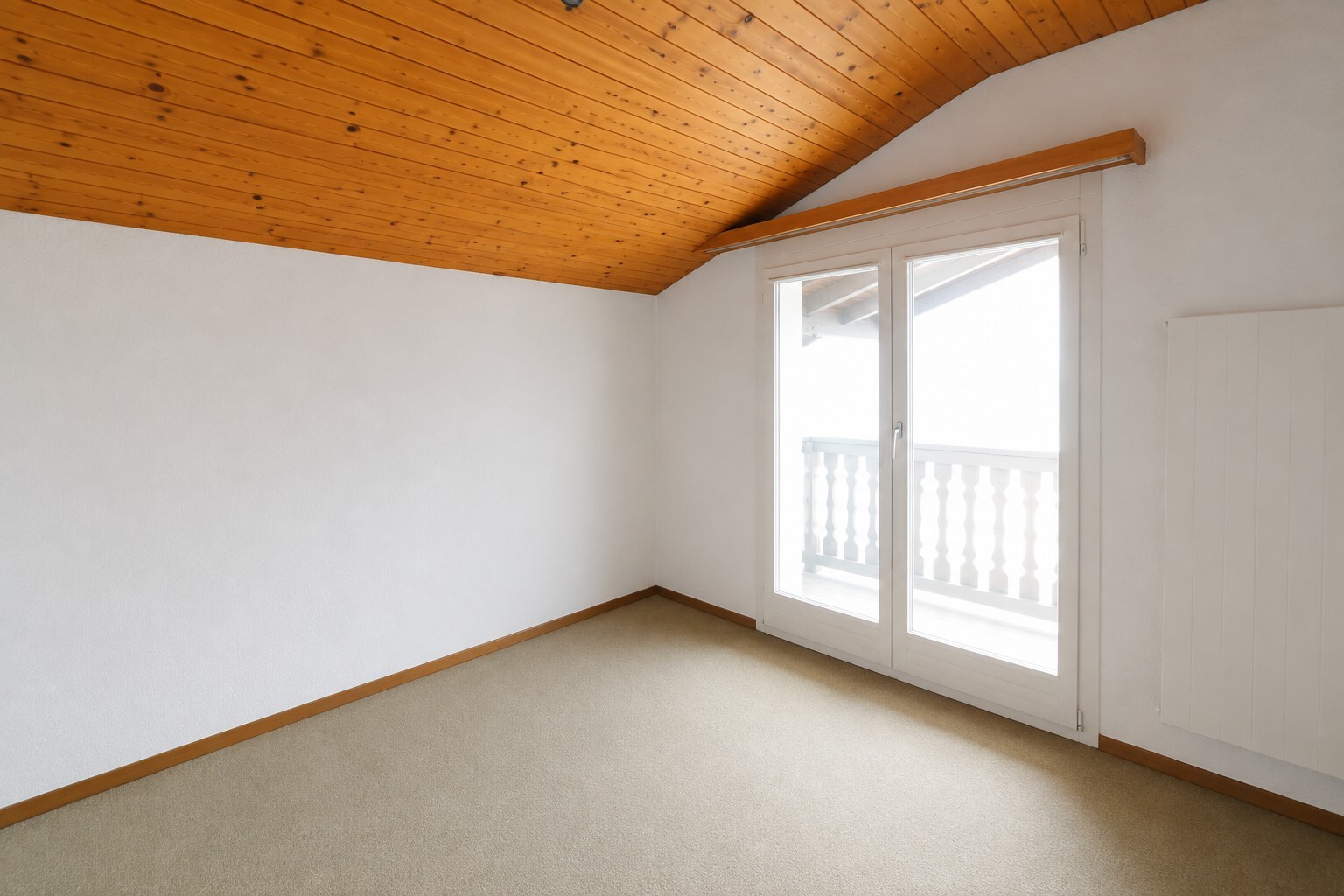 Zimmer (Bild KI-optimiert) Zimmer (Bild KI-optimiert)