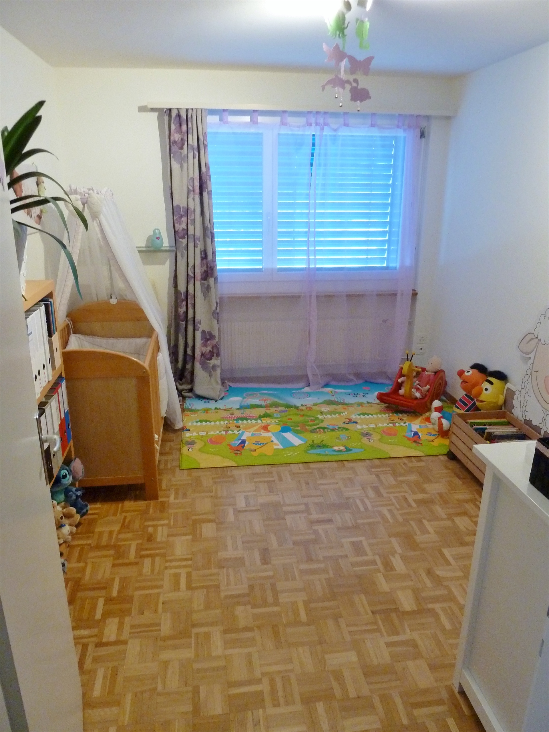 Picture 4