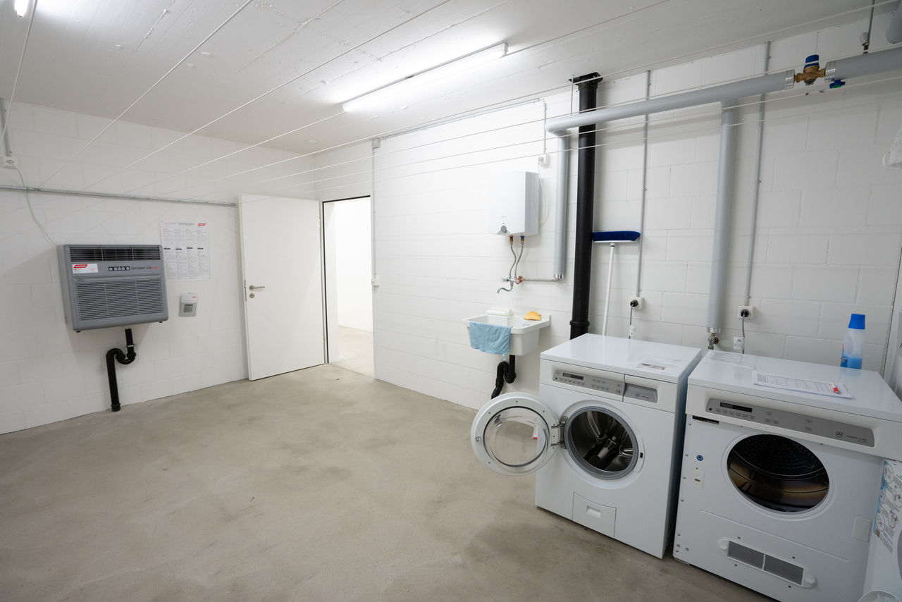 UG - Waschraum, Anschluss in jeder Wohnung vorhanden UG - Waschraum, Anschluss in jeder Wohnung vorhanden
