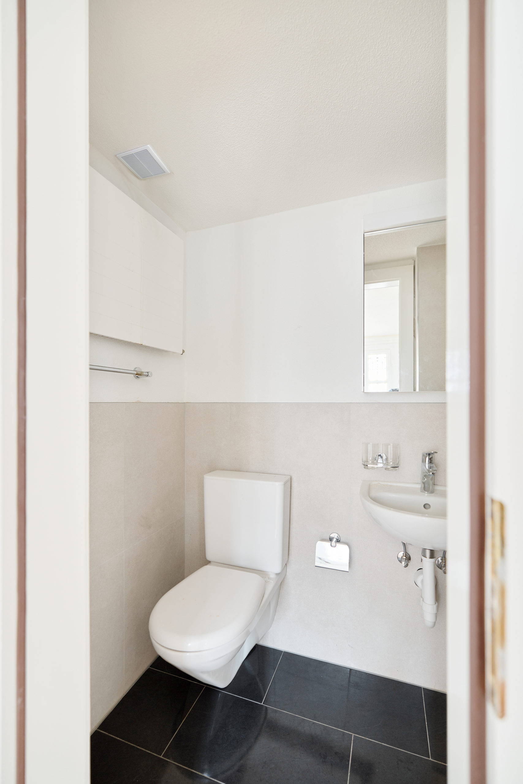 Interior view 4