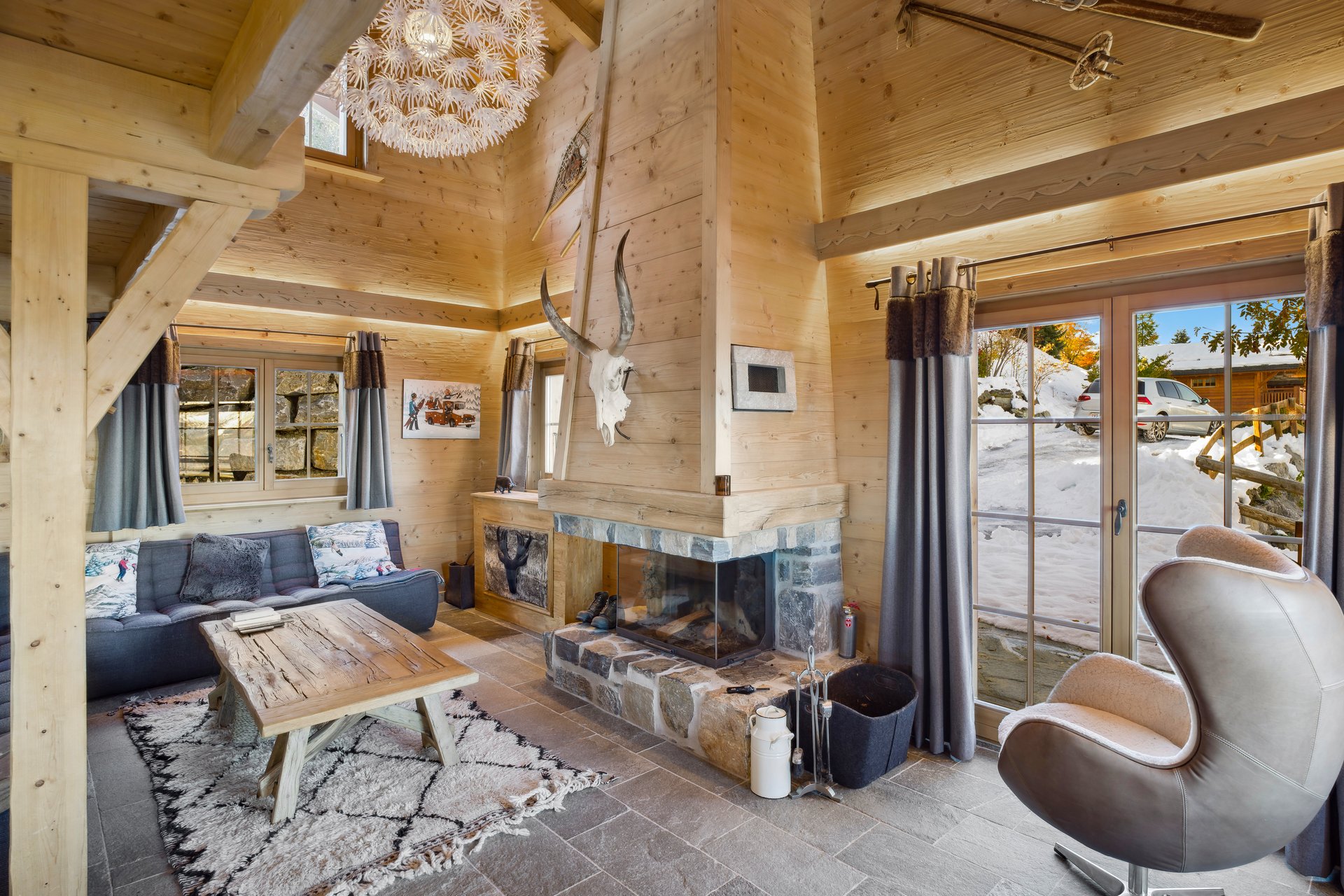 Wohnzimmer mit Kamin Wohnzimmer mit Kamin