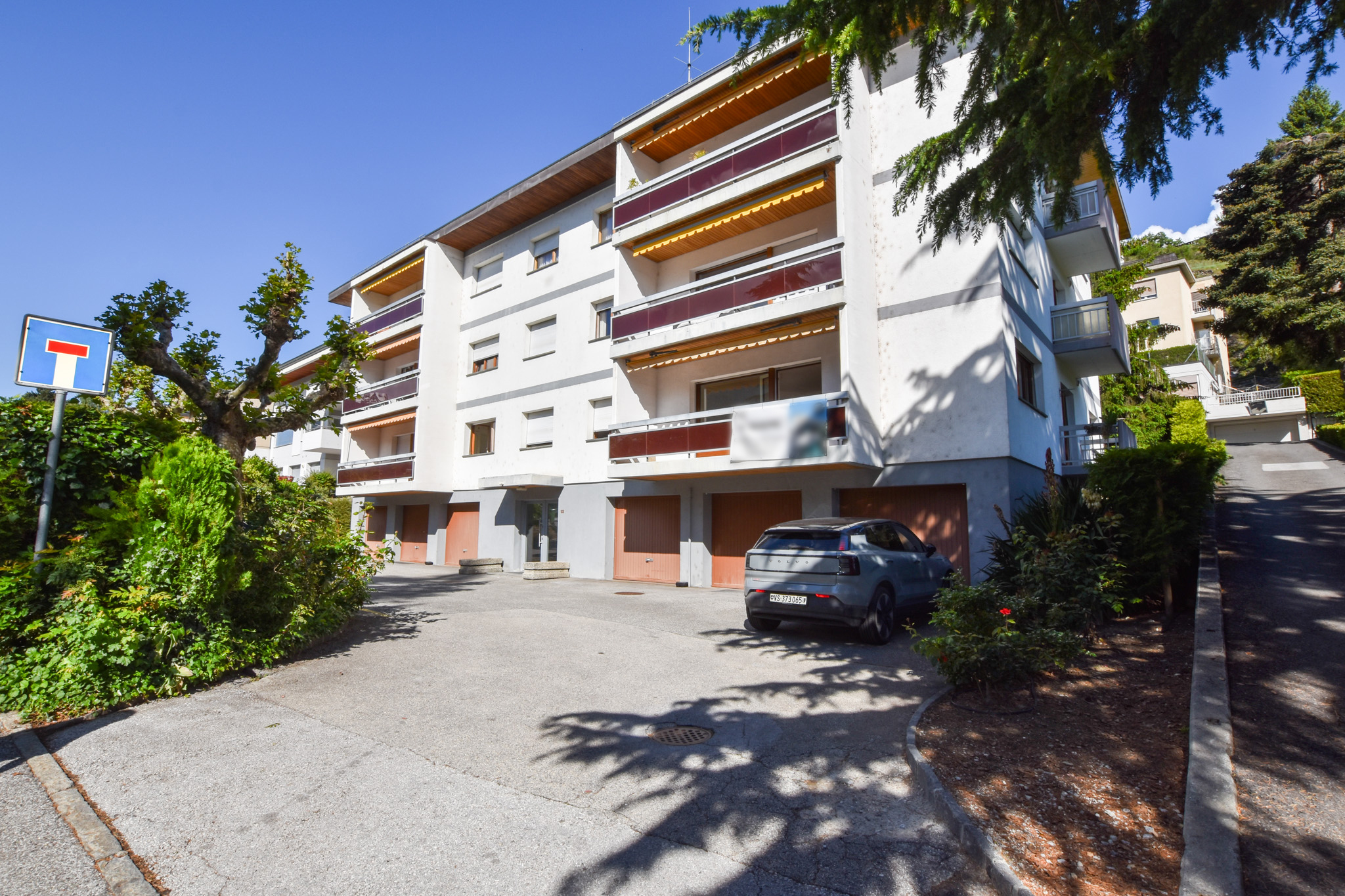 Exterior view 1