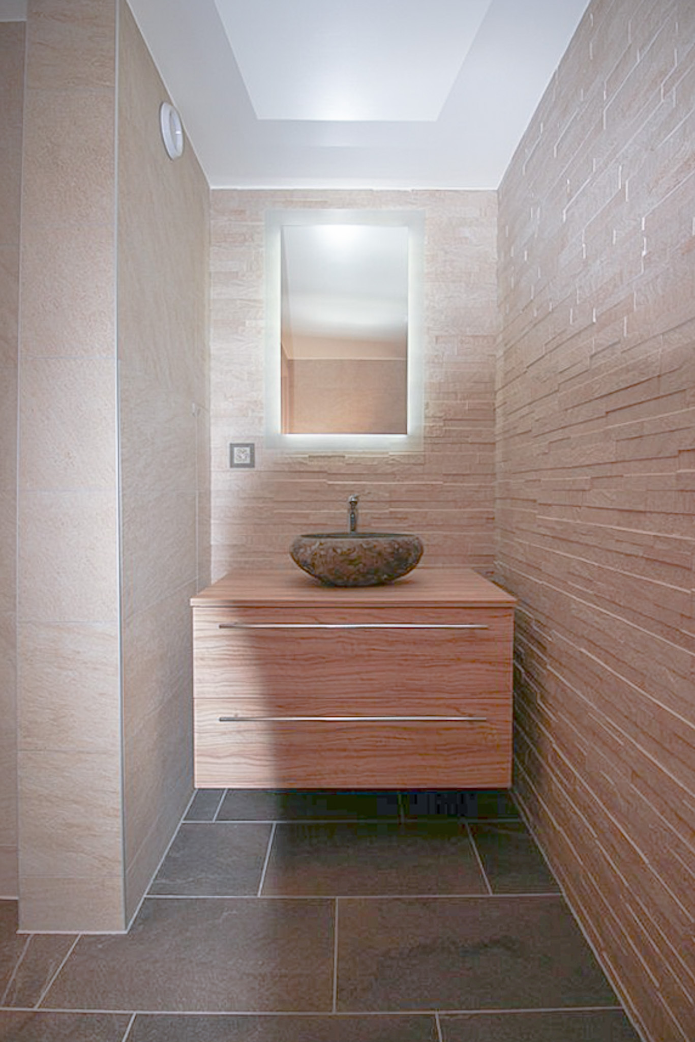 Salle de douche au 2ème niveau