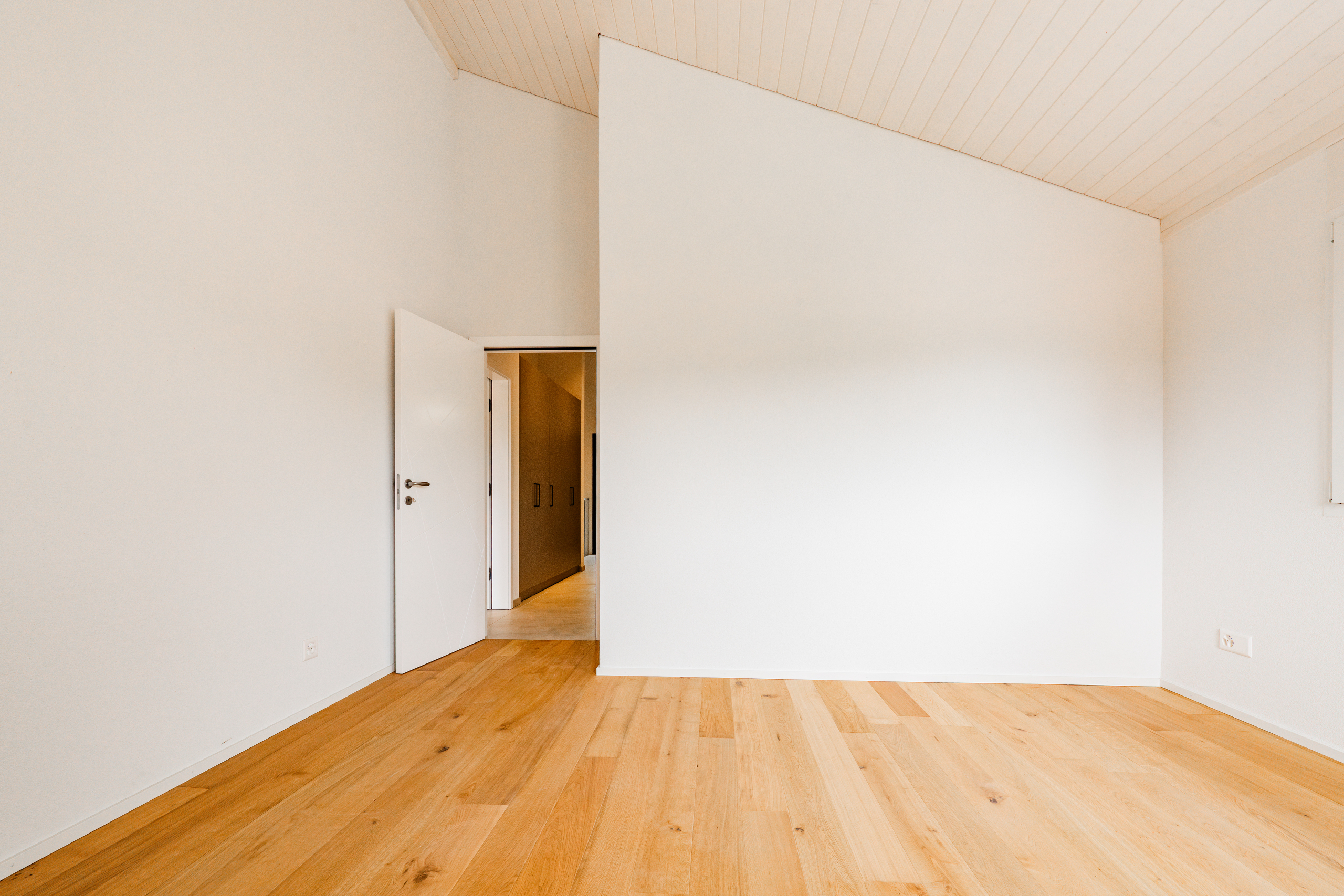 Interior view 4